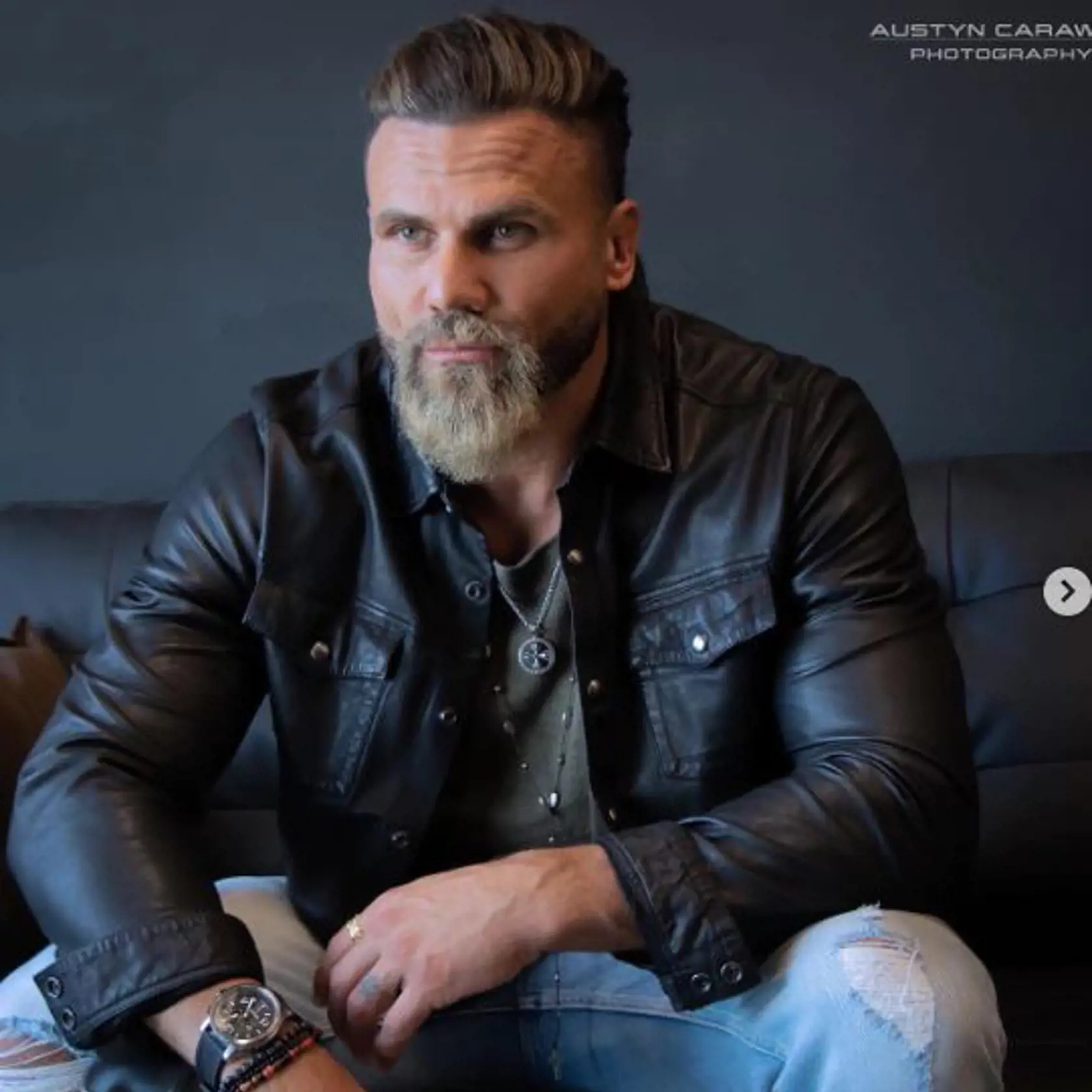 Takto dnes vyzerá Hobie Buchannon alias Jeremy Jackson.