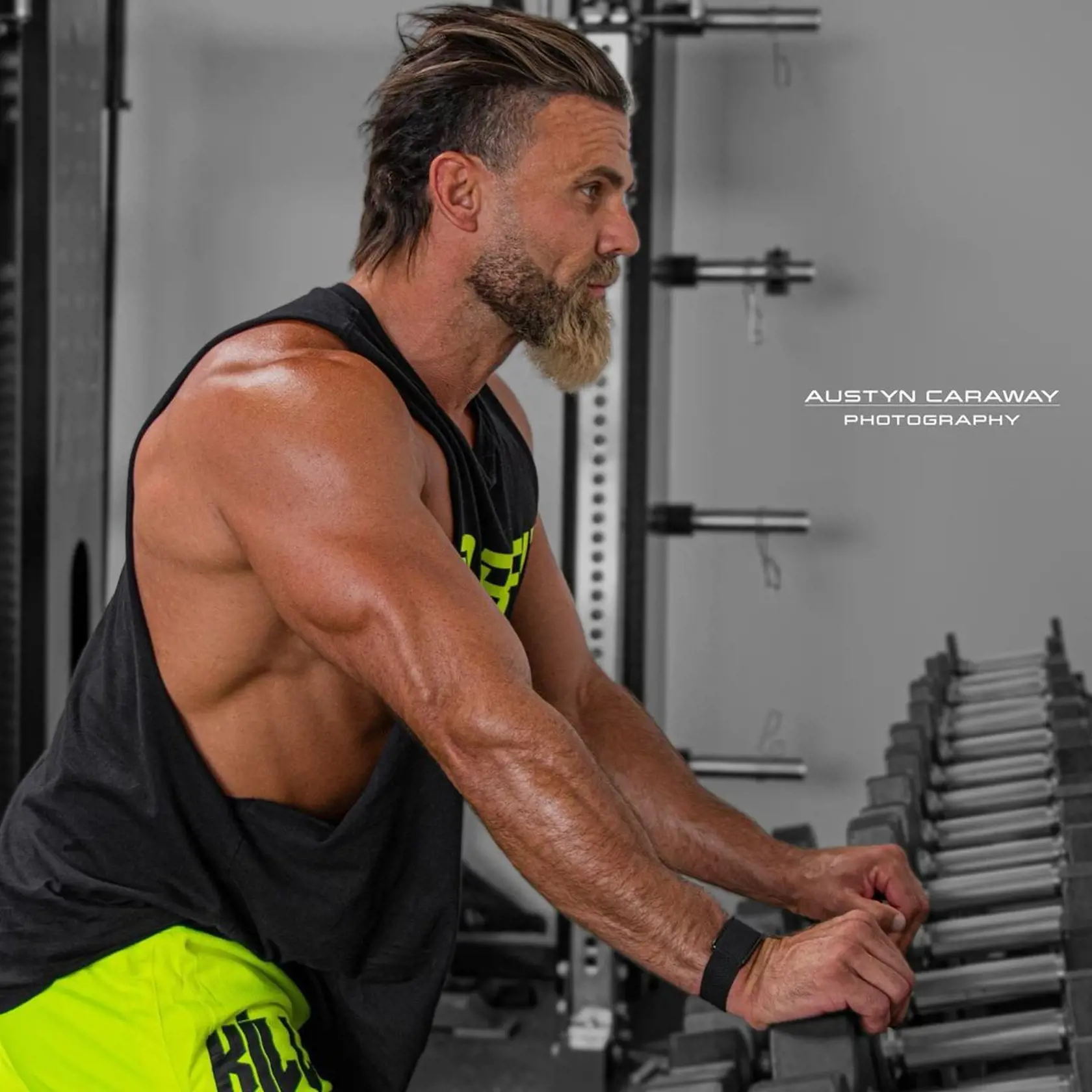 Jeremy pracuje aj ako fitness tréner.