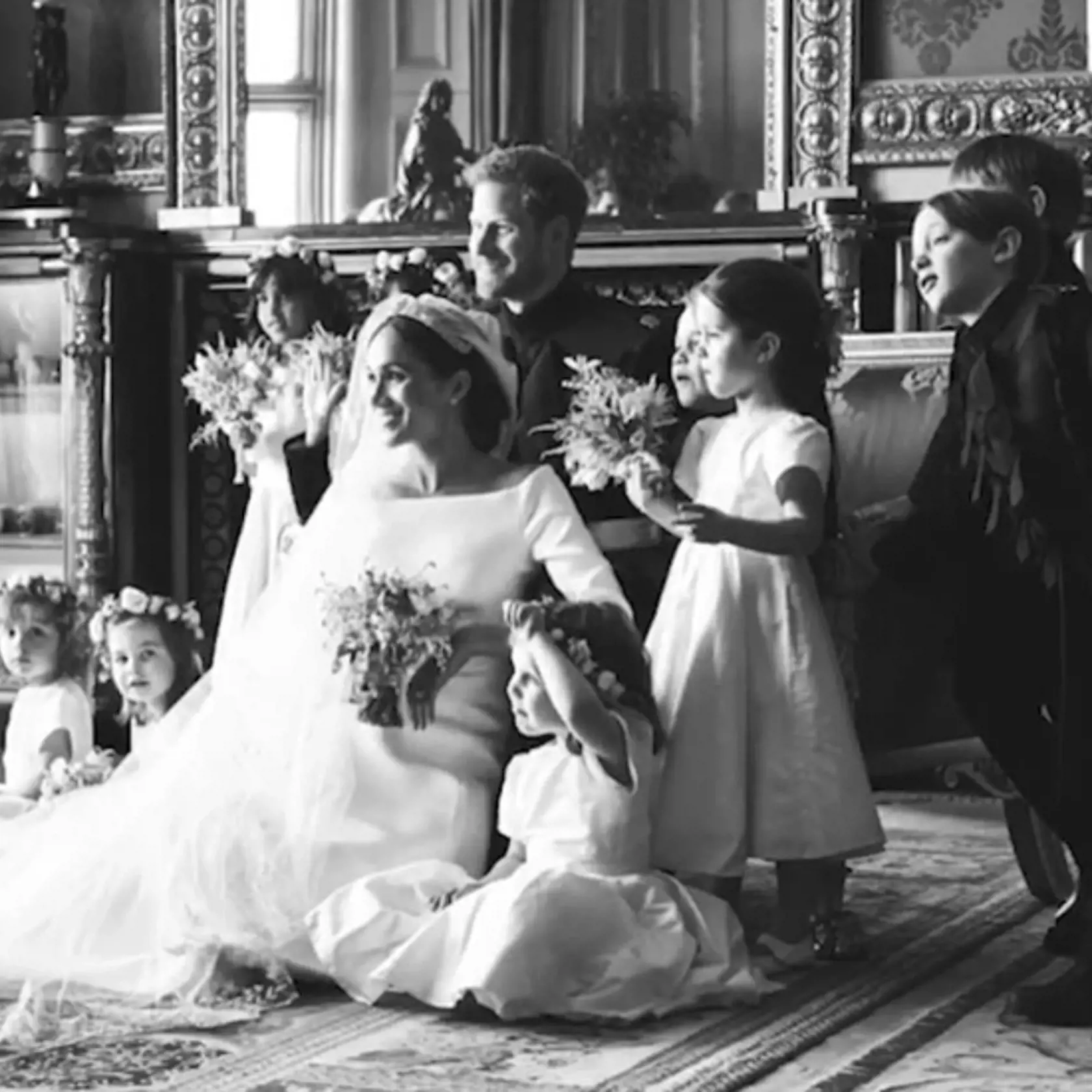 Intímne fotografie zo svadby zverejnili na svojom instagrame aby sa s fanúšikmi podelili o svoje šťastie a oslávili prvé výročie.