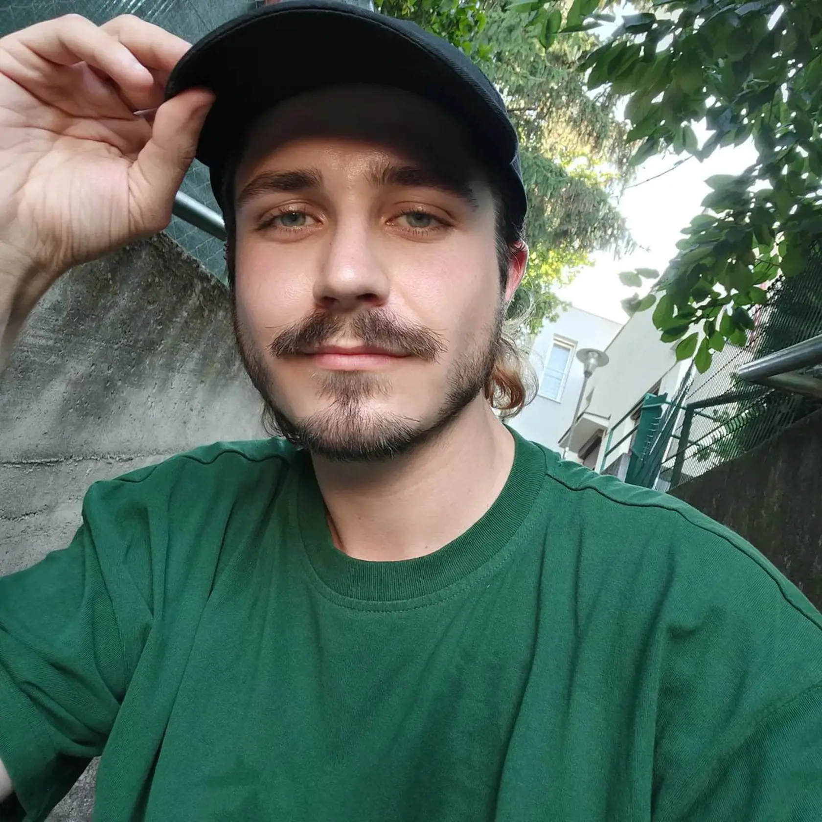 Aj Juraj je obeťou stredajšej streľby.