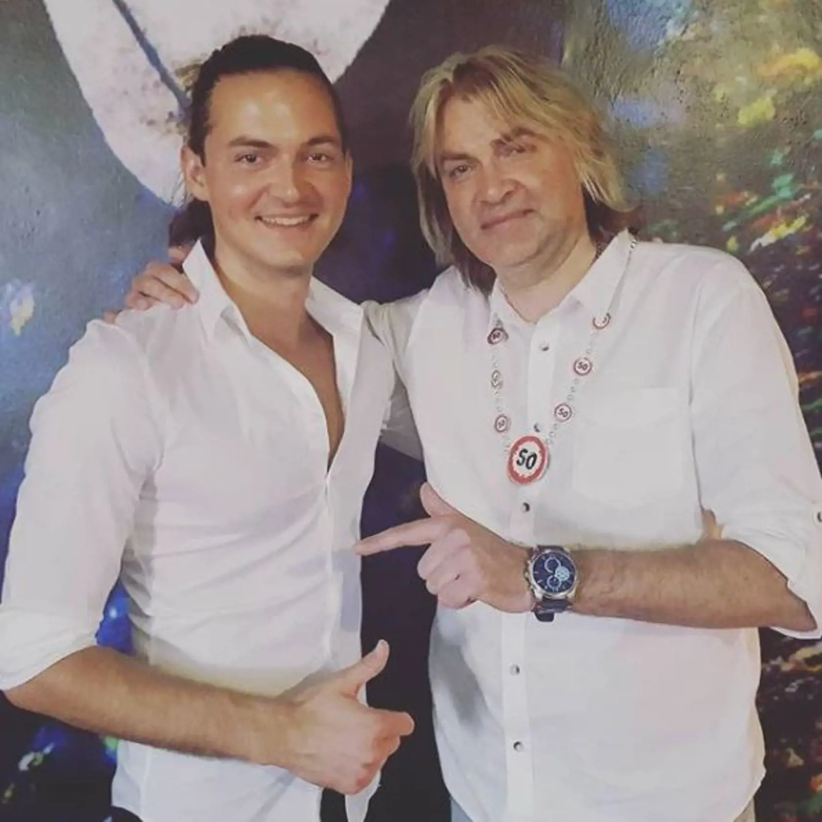 Braňo Mojsej hráva po tatranských podnikoch spolu so svojím synom Braňom ml.