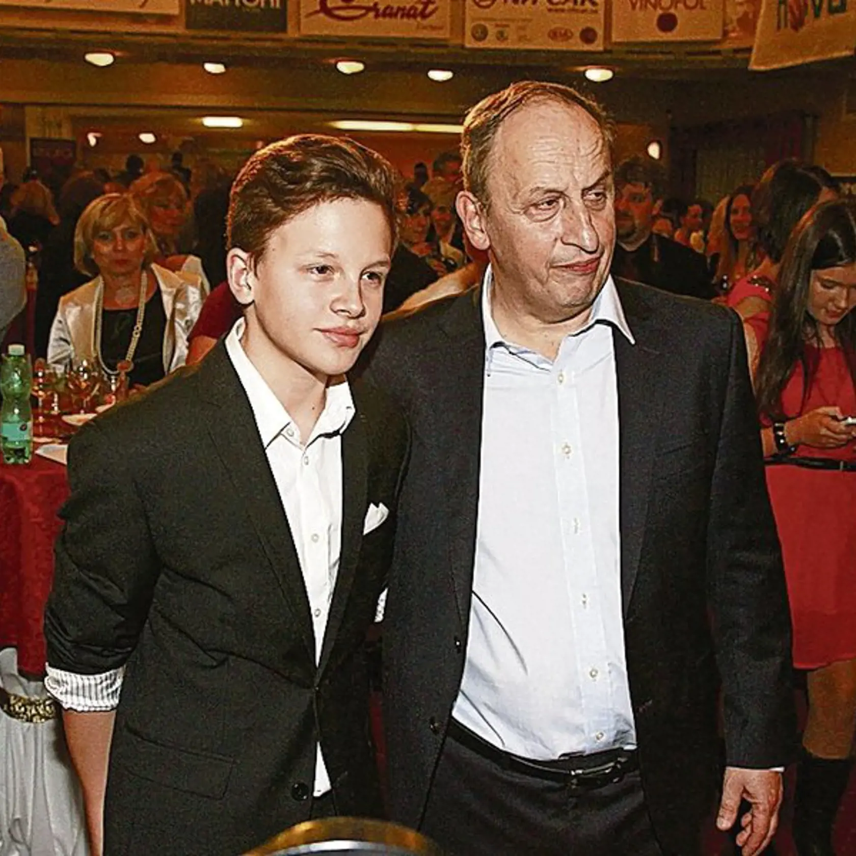 Jan Kraus má štyroch synov. O Markovi sa dozvedel až v jeho dospelosti. Davida a Adama má s bývalou manželkou Janou Krausovou. S Ivanou Chýlkovou má syna Jáchyma.