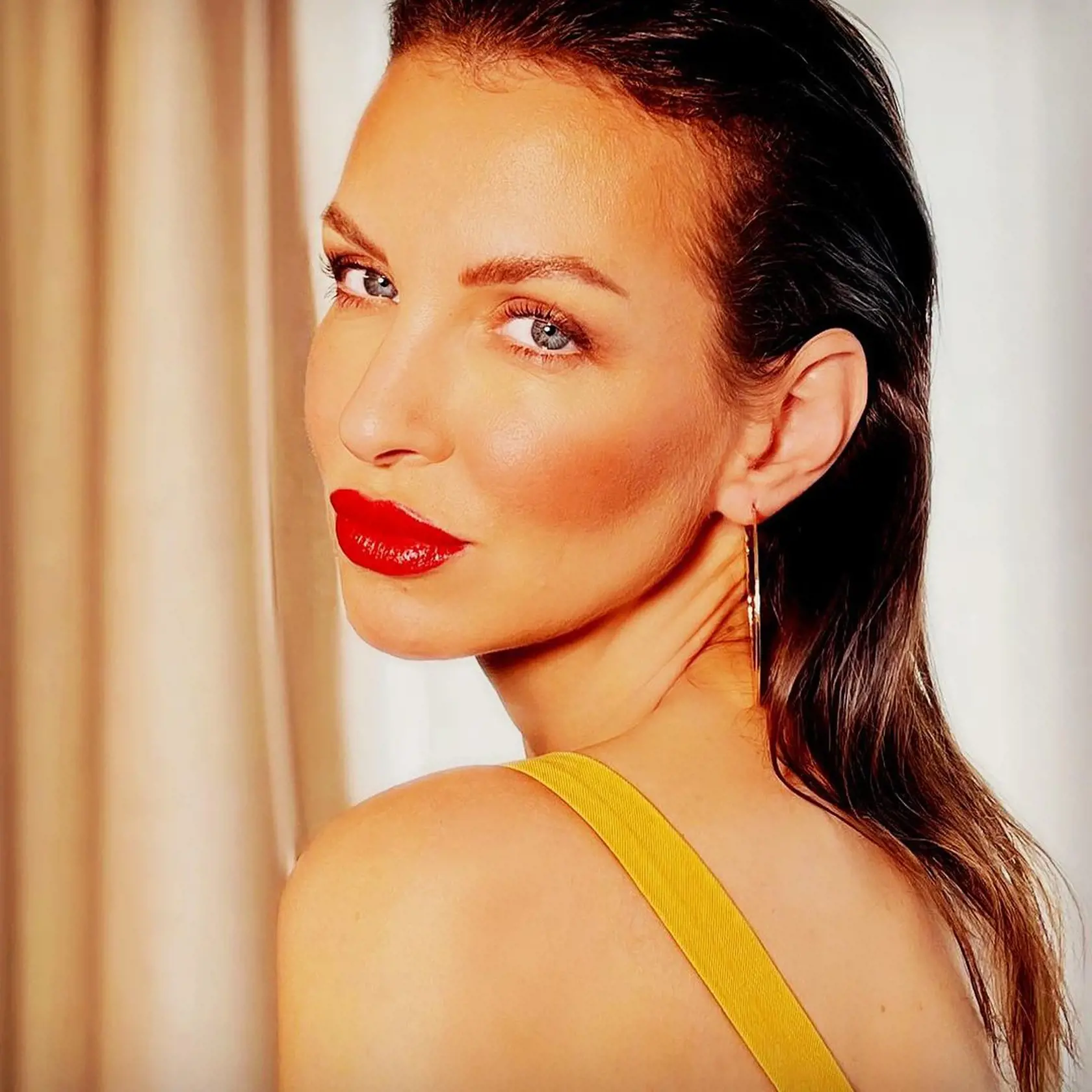 Nikol Enevová