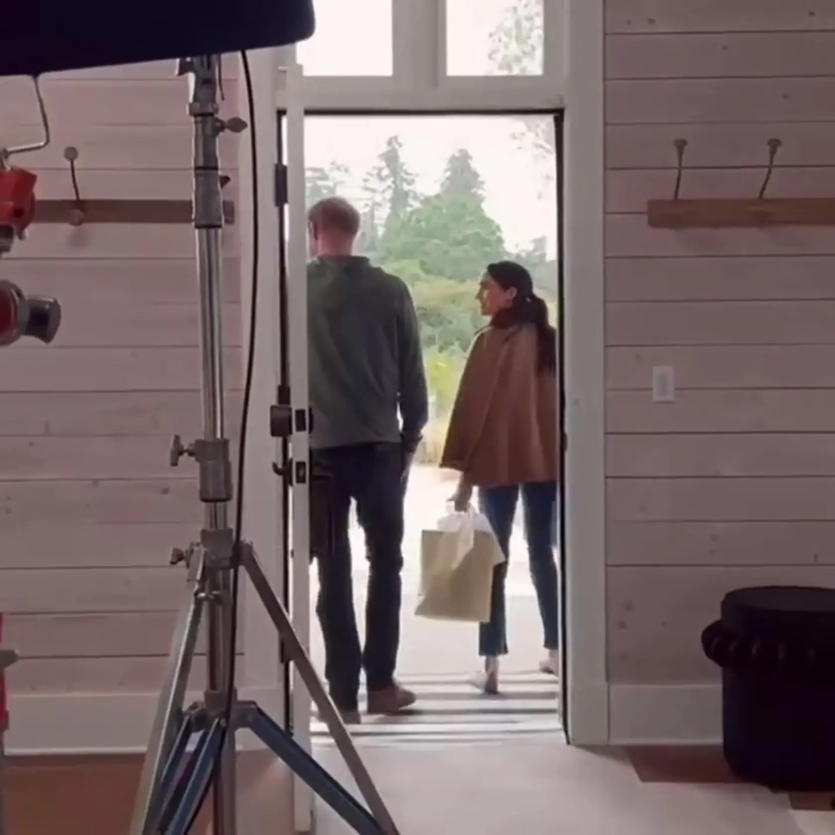 Meghan Markle má svoju kulinársku šou na Netflixe. Princ Harry ju podporuje „Vidím tú iskru v jeho očiach, keď ma vidí robiť to, čo som robila, keď ma prvýkrát stretol,“ povedala Meghan pre People. 