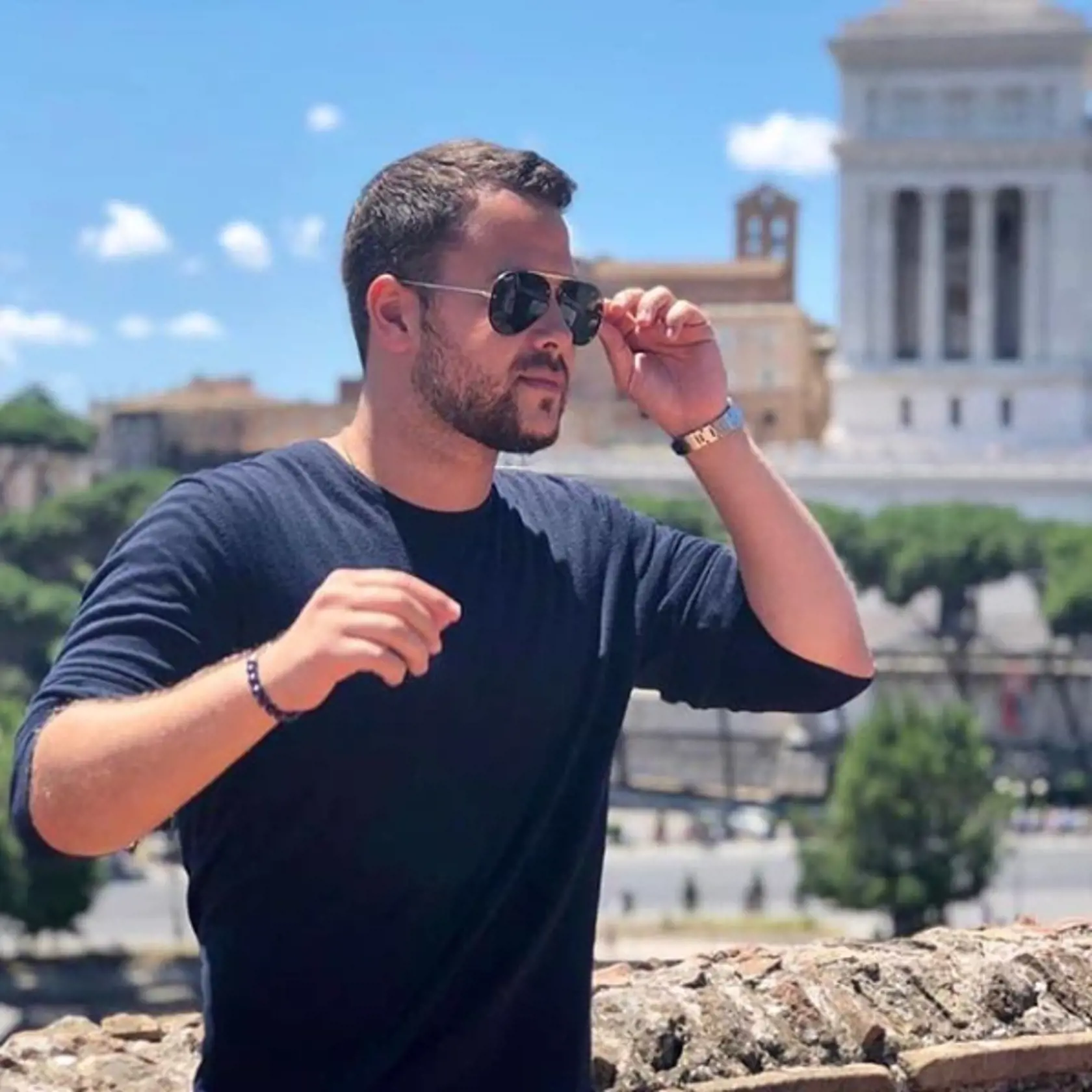 Grecia je na svojho syna pyšná. Vyrástol z neho fešák. Mama pri ňom vyzerá ako jeho sestra!
