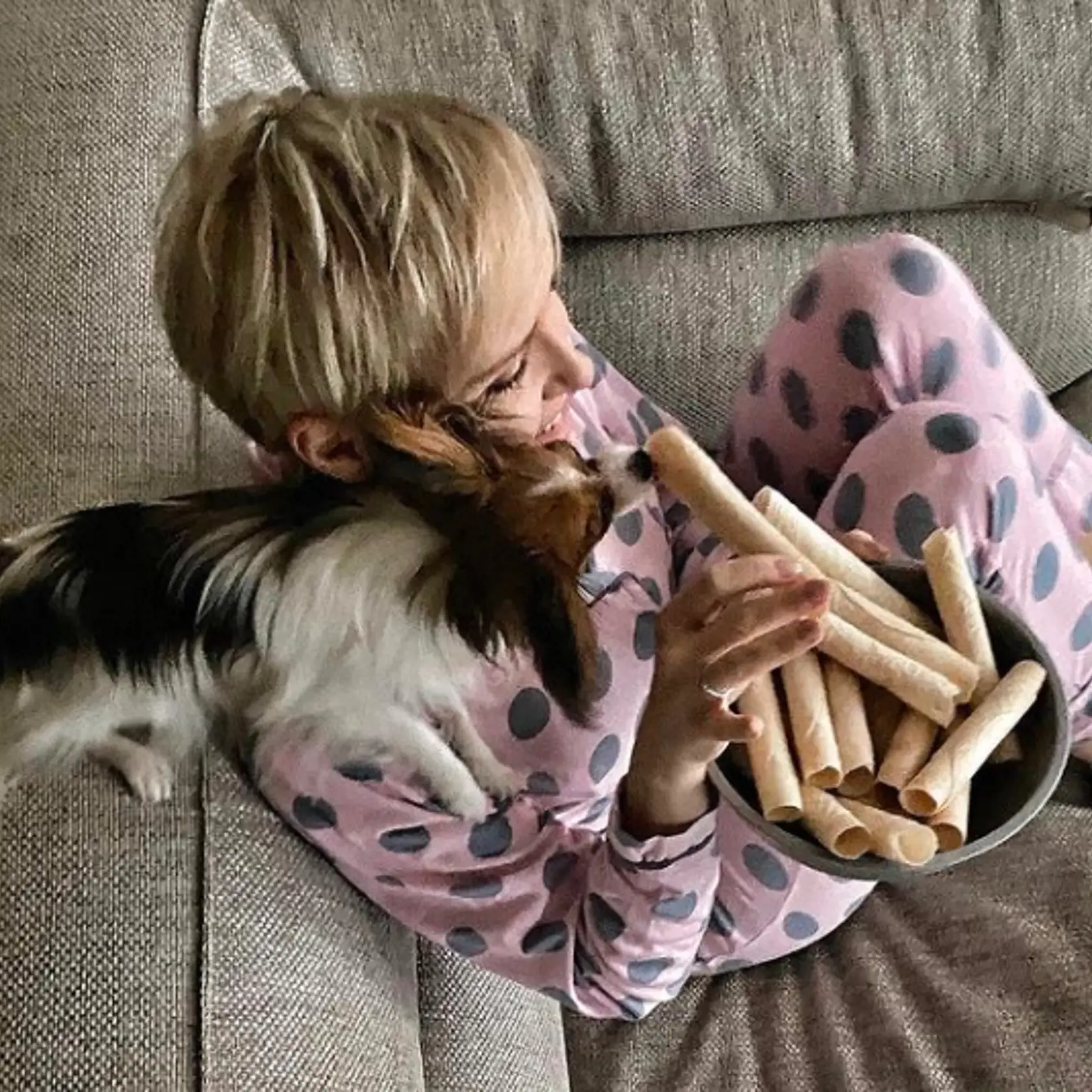 Ranná pyžamová párty :) Tieto vanilkové trubičky so škoricou boli láska na prvé ochutnanie...Nedokážem im odolať