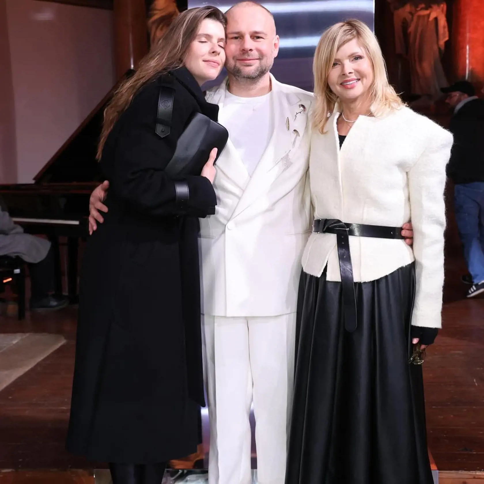 Soňa Müllerová s dcérou Emou na módnej prehliadke Marcela Holubca