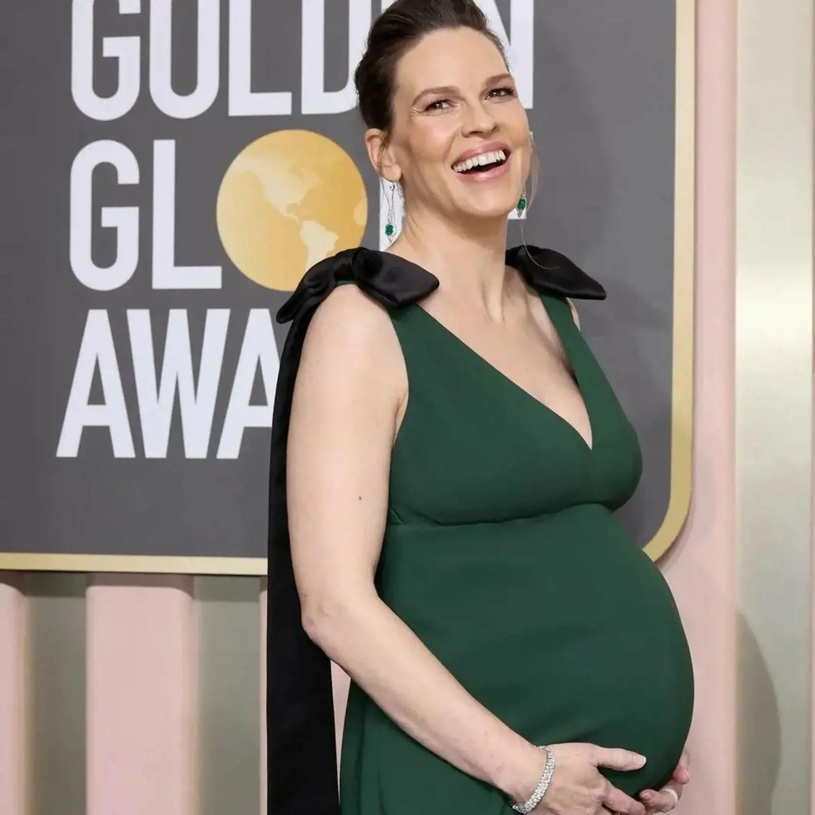 Tehotná Hilary Swank.