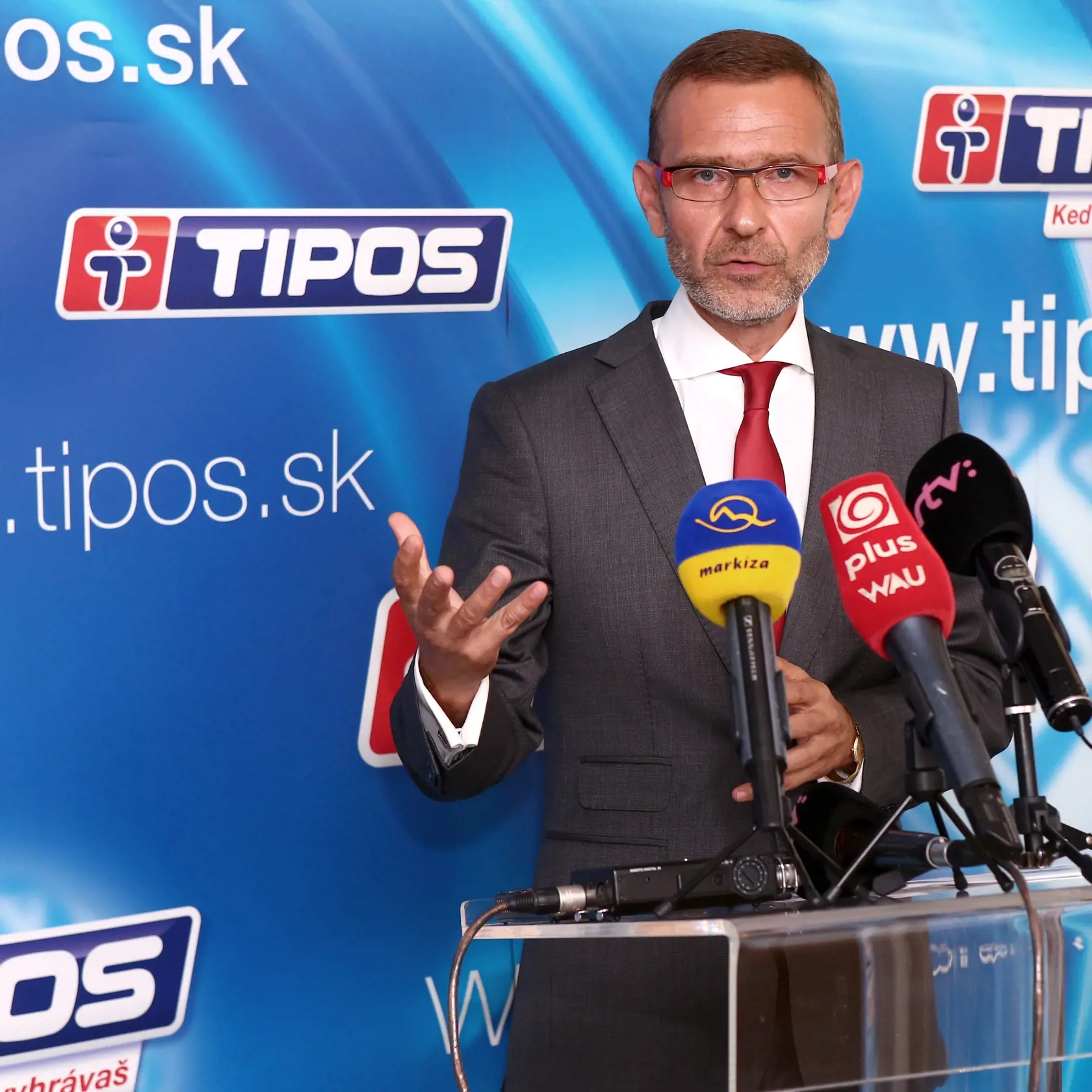 Politika: Ladislav Kriška (46), predseda predstavenstva a generálny riaditeľ štátnej lotériovej spoločnosti TIPOS, predstavil novú výziu žrebovania.