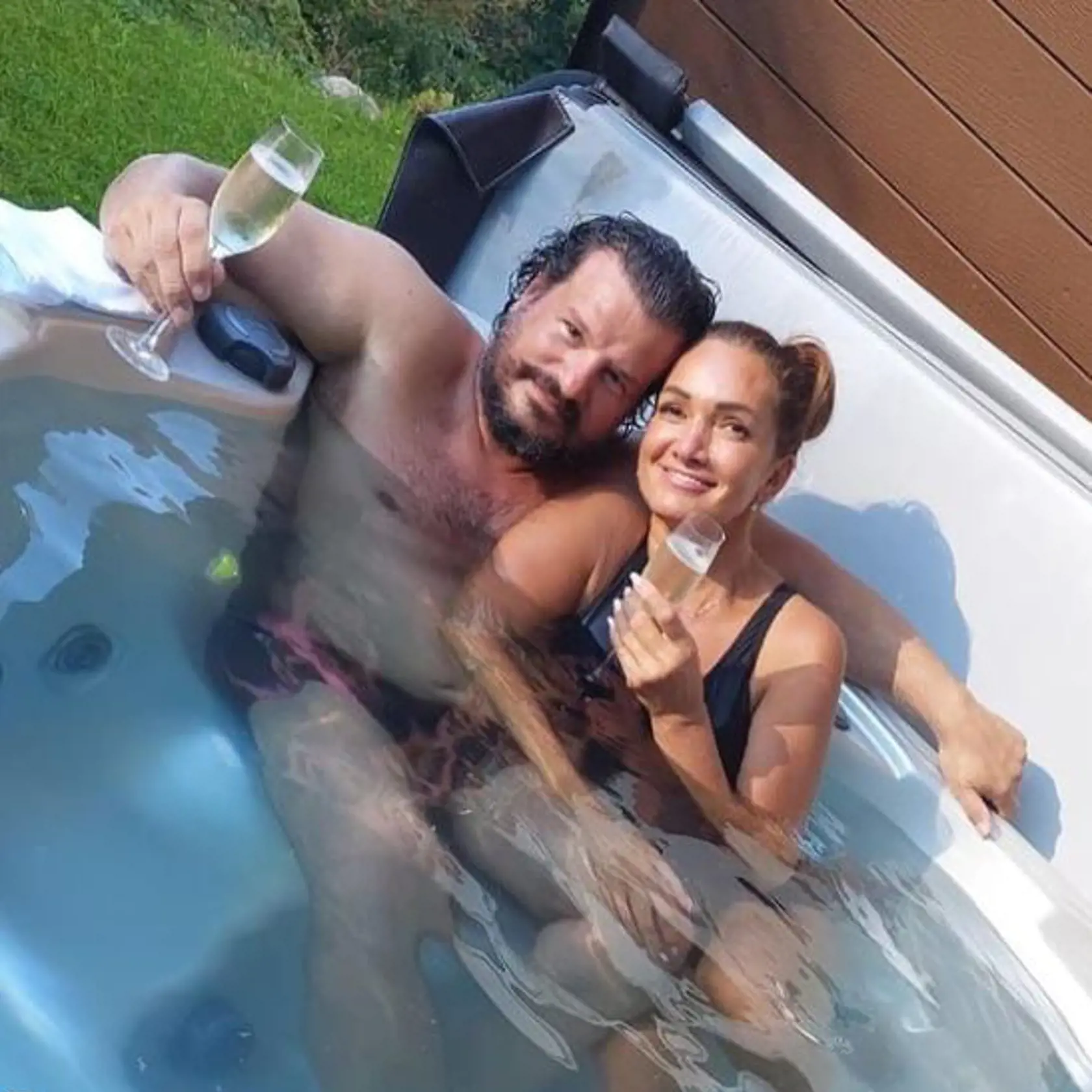 Karin s manželom si užili vo vírivke.