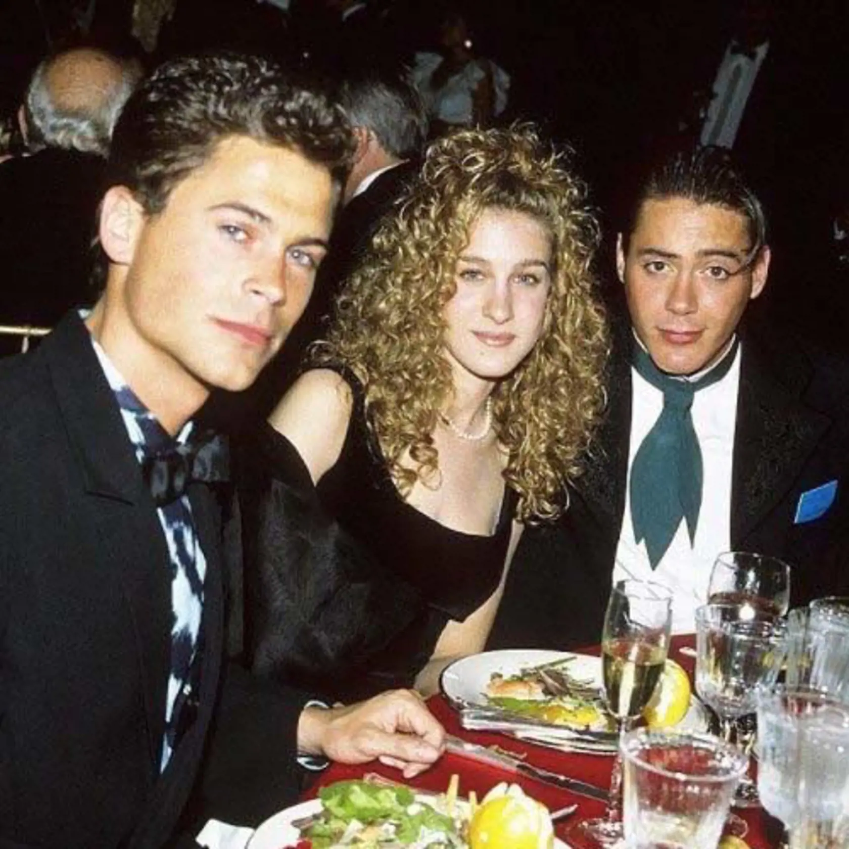 Traja kamaráti vymetajú párties v roku 1988 - Rob Lowe, Sarah Jessica Parker a Robert Downey Jr. 