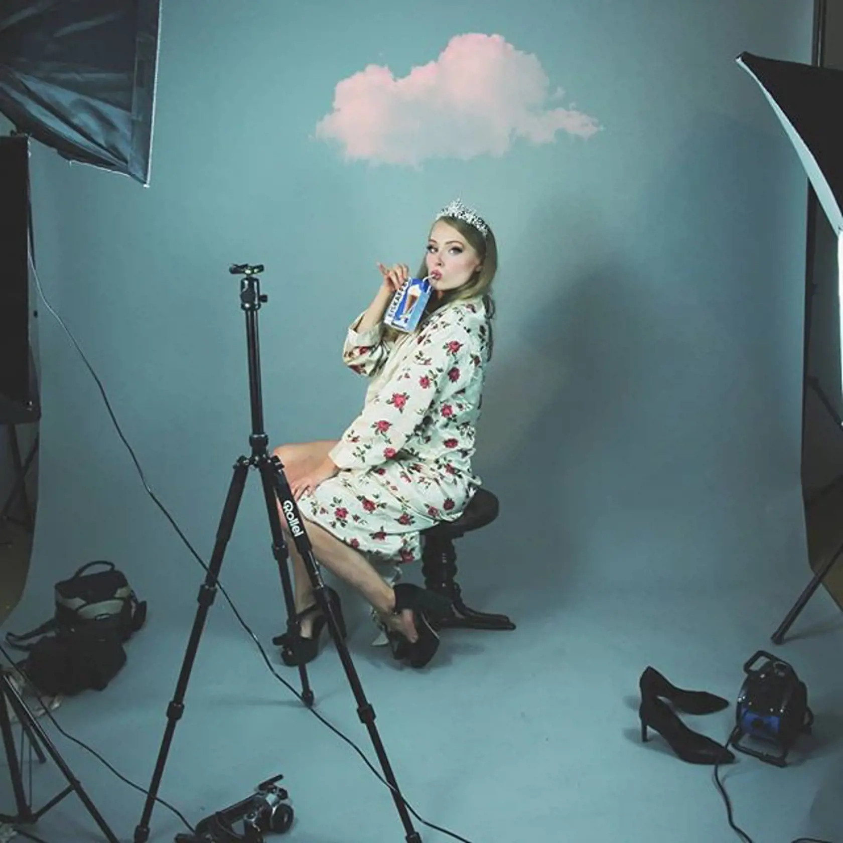 Študentka Eva Šindlerová (24) z ostravskej univerzity si do školy obliekla dráždivý outfit. Vraj ju chcú vyhodiť.