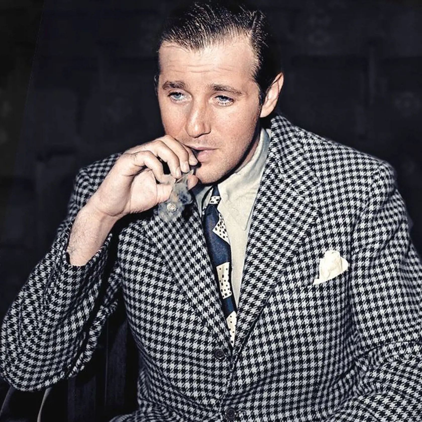 Benjamin 'Bugsy' Siegel was one of the driving forces behind the development of Las Vegas after the Second World War. Highly influential in both Italian American and Jewish American organised crime, he was shot dead at his home by an unknown assailant in 1947 / A SERIES of newly colourised images bringing the chilling faces of some of Americaâ€™s most notorious gangsters to life have been published for the first time today, on the 120th anniversary of Charles â€˜Luckyâ€™ Luccianoâ€™s birth. Stri