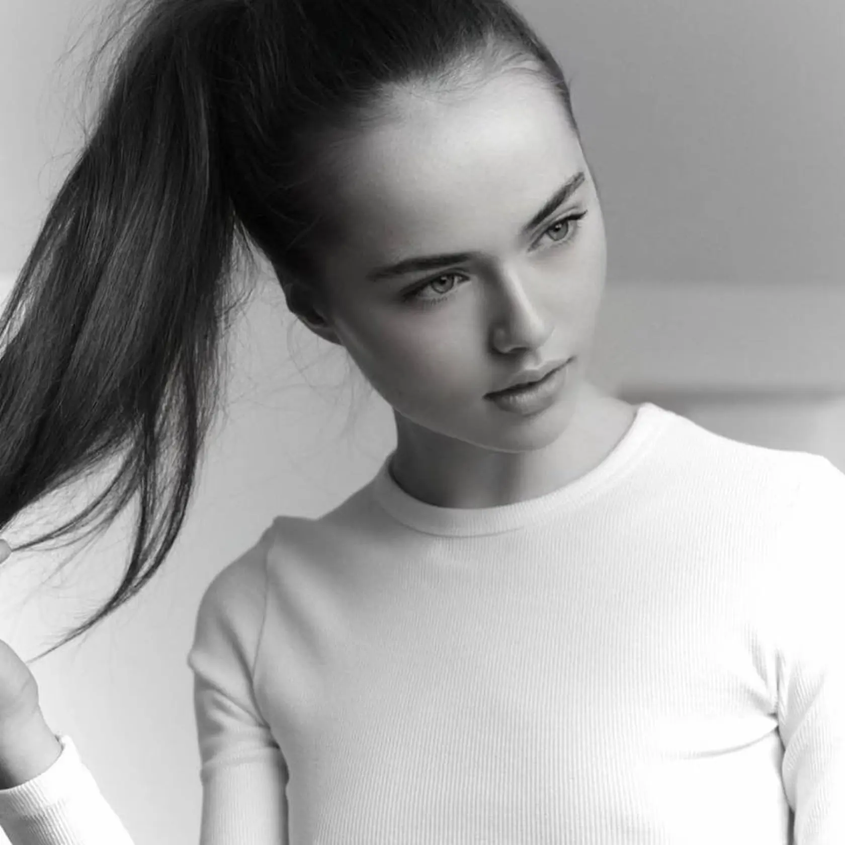 Kristina Pimenova je dnes prekrásna mladá žena. Má 19 rokov a pred sebou sľubnú kariéru modelky a herečky.