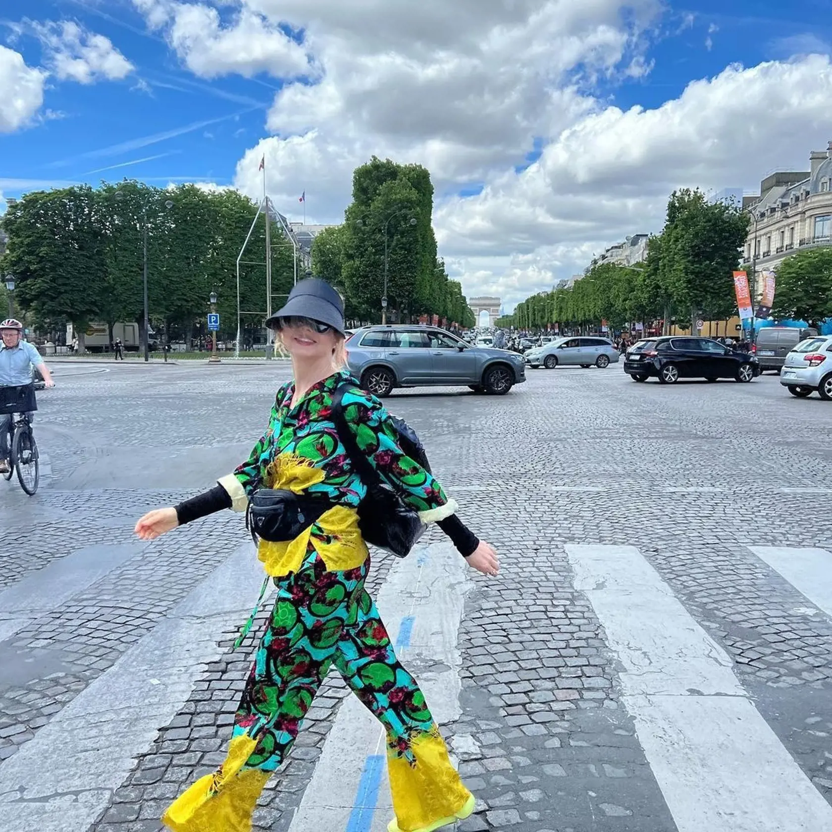 Soňa Müllerová ohuruje svojimi outfitmi.