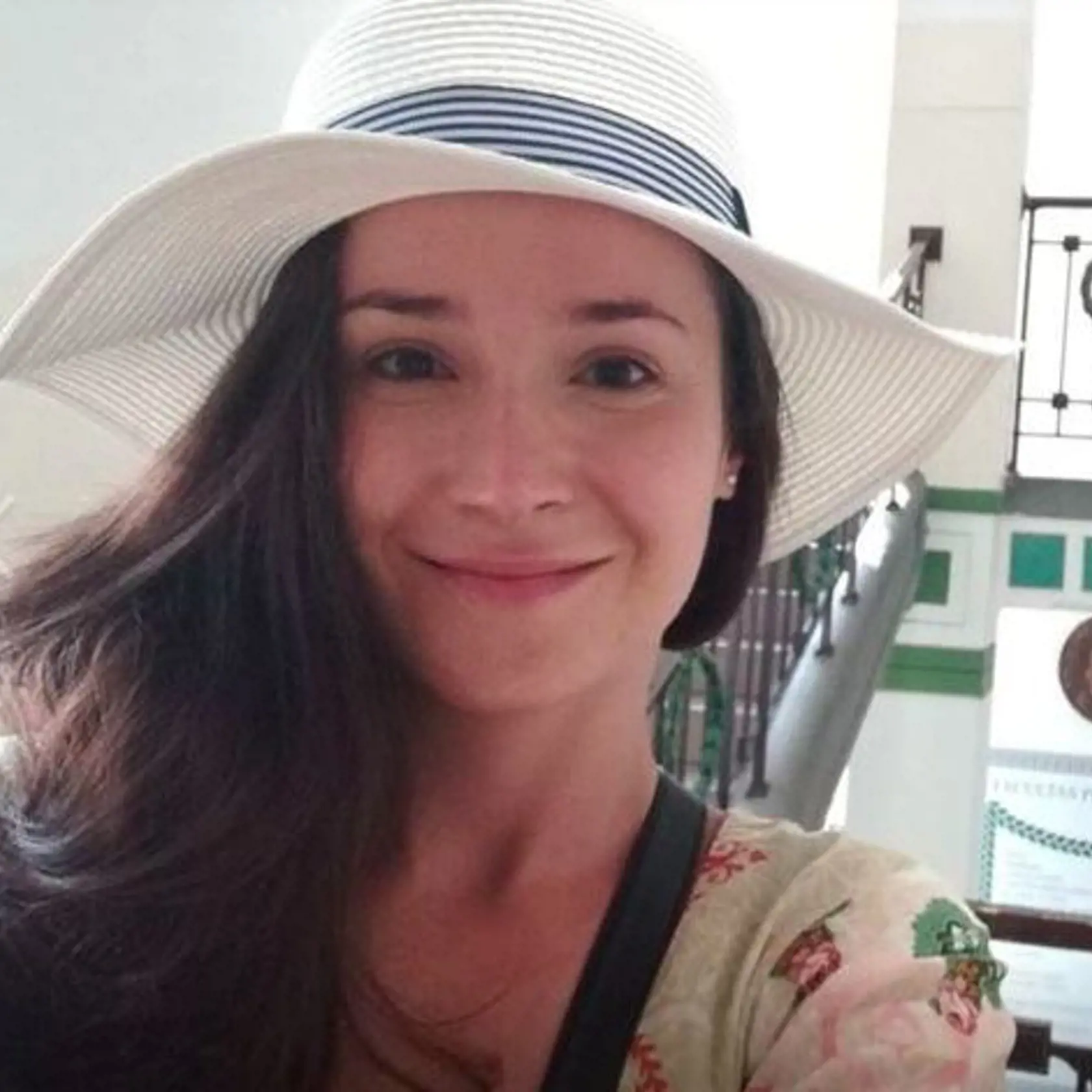 Violu Macákovú († 34) našli podchladenú ležať v kríkoch na Prístavnej ulici v Bratislave. Bola brutálne znásilenná a dobitá na smrť.