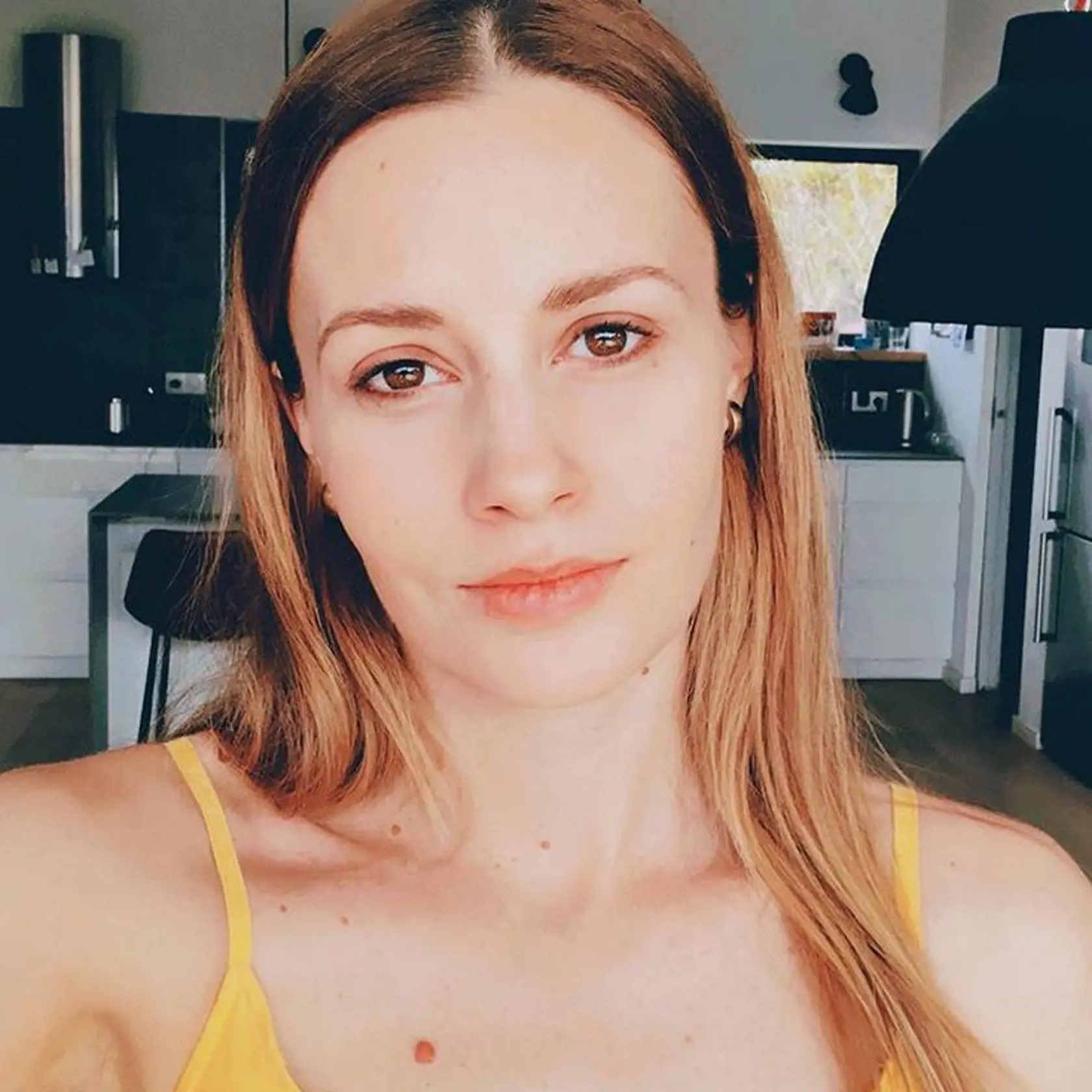 Moderná kuchyňa je srdcom domu Márie Čírovej.