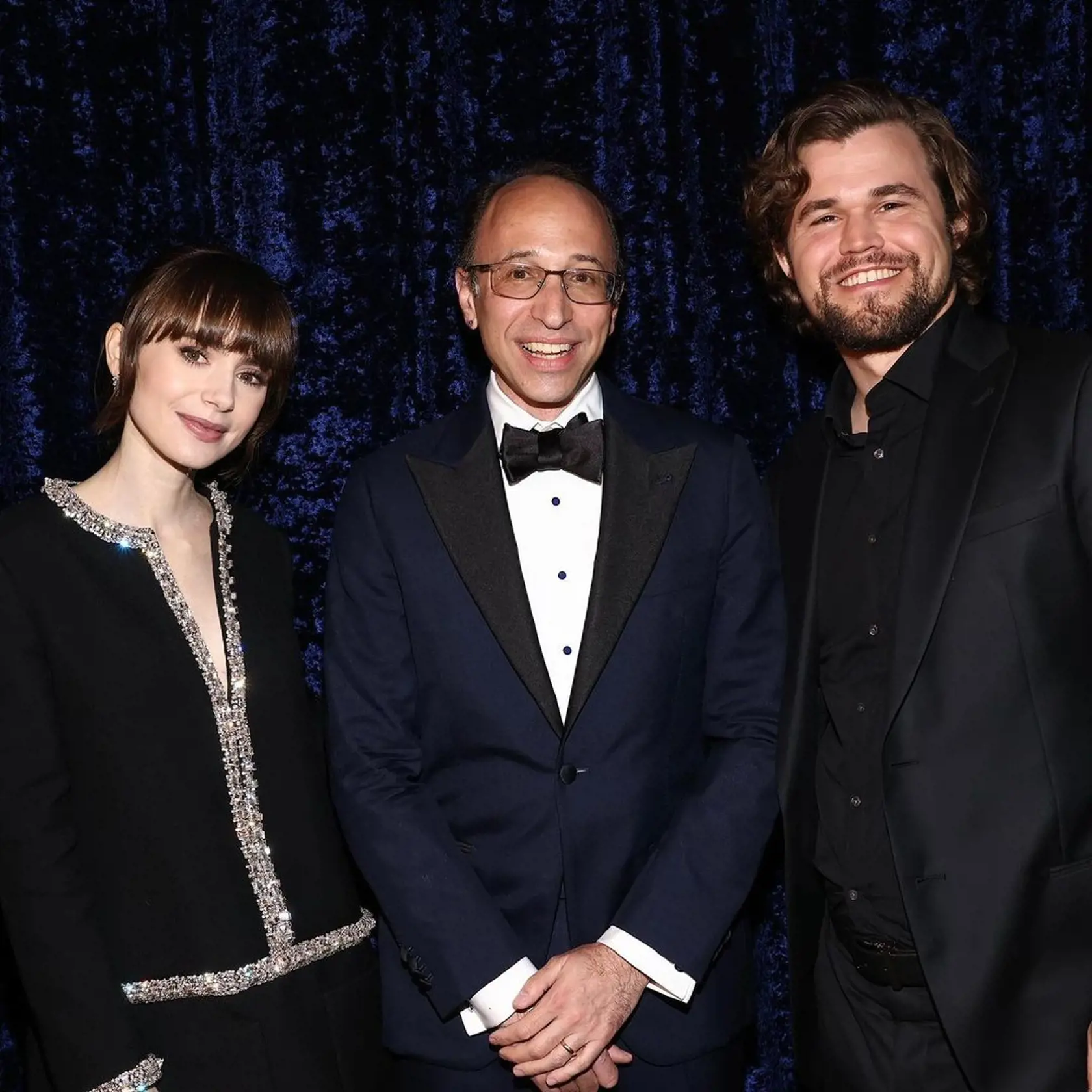 Emily in Paris alias Lily Collins so svojimi najvzácnejšími osobami