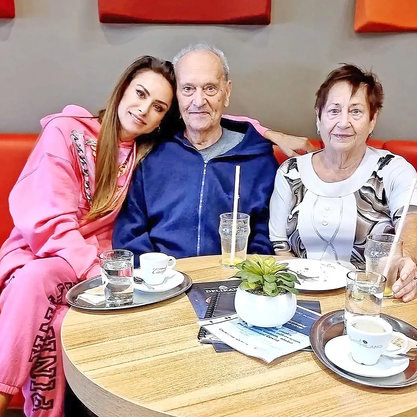 Zora s rodičmi
