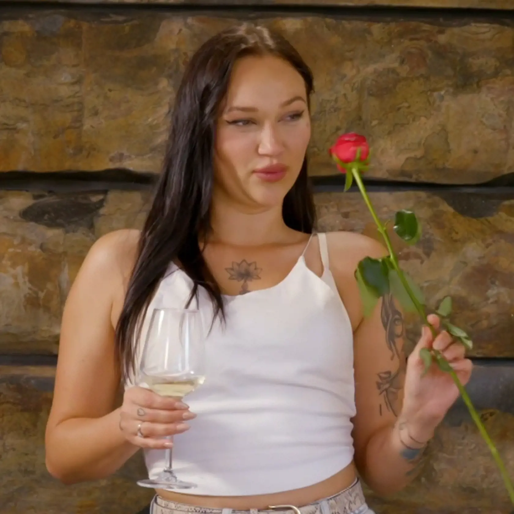 Priscilla vyšla von s pikantnými detailmi. Priznala, že počas dlhých týždňov vo vile sa neovládla a musela sa uspokojiť sama v izbe.