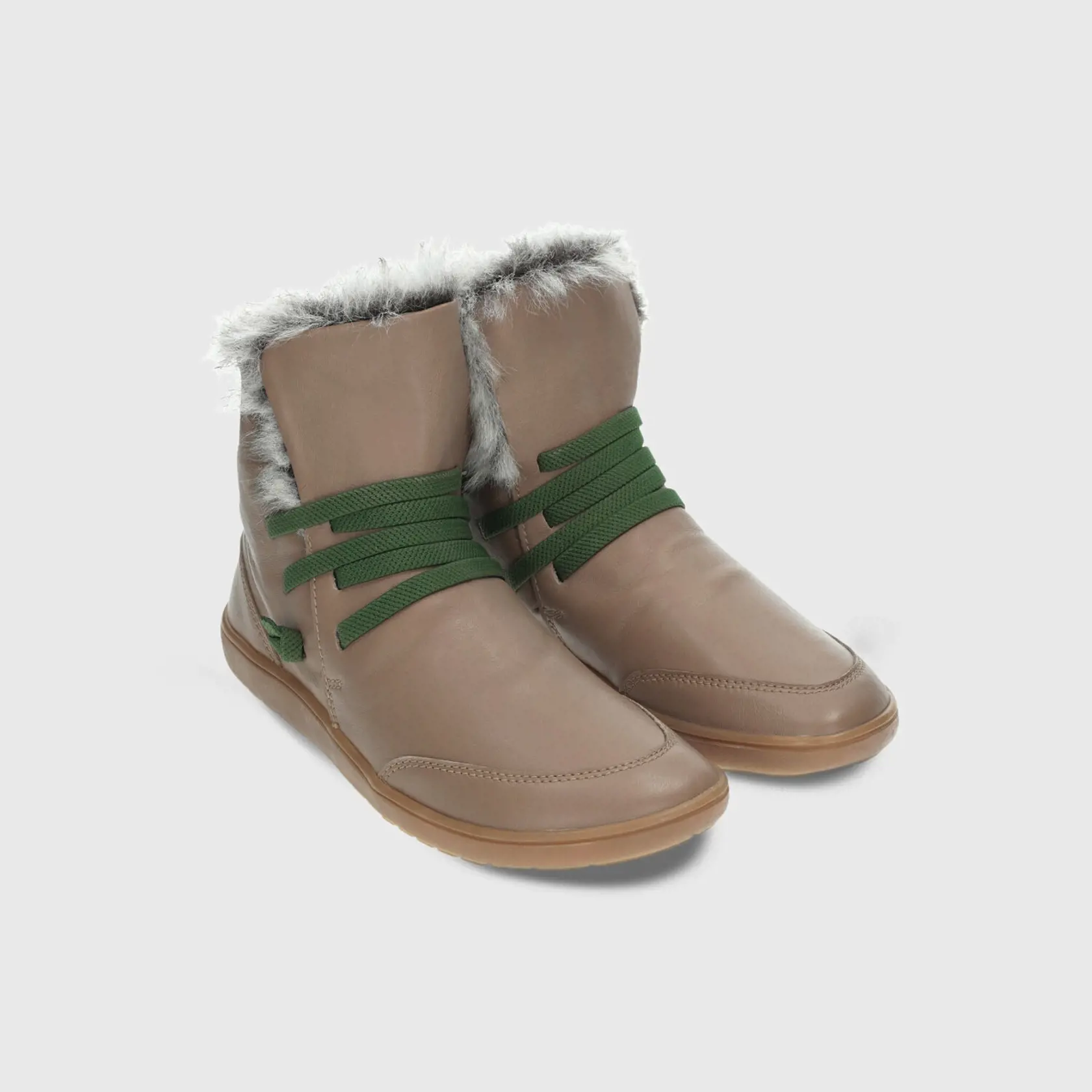 So šnúrkami: Baťa, 109 €