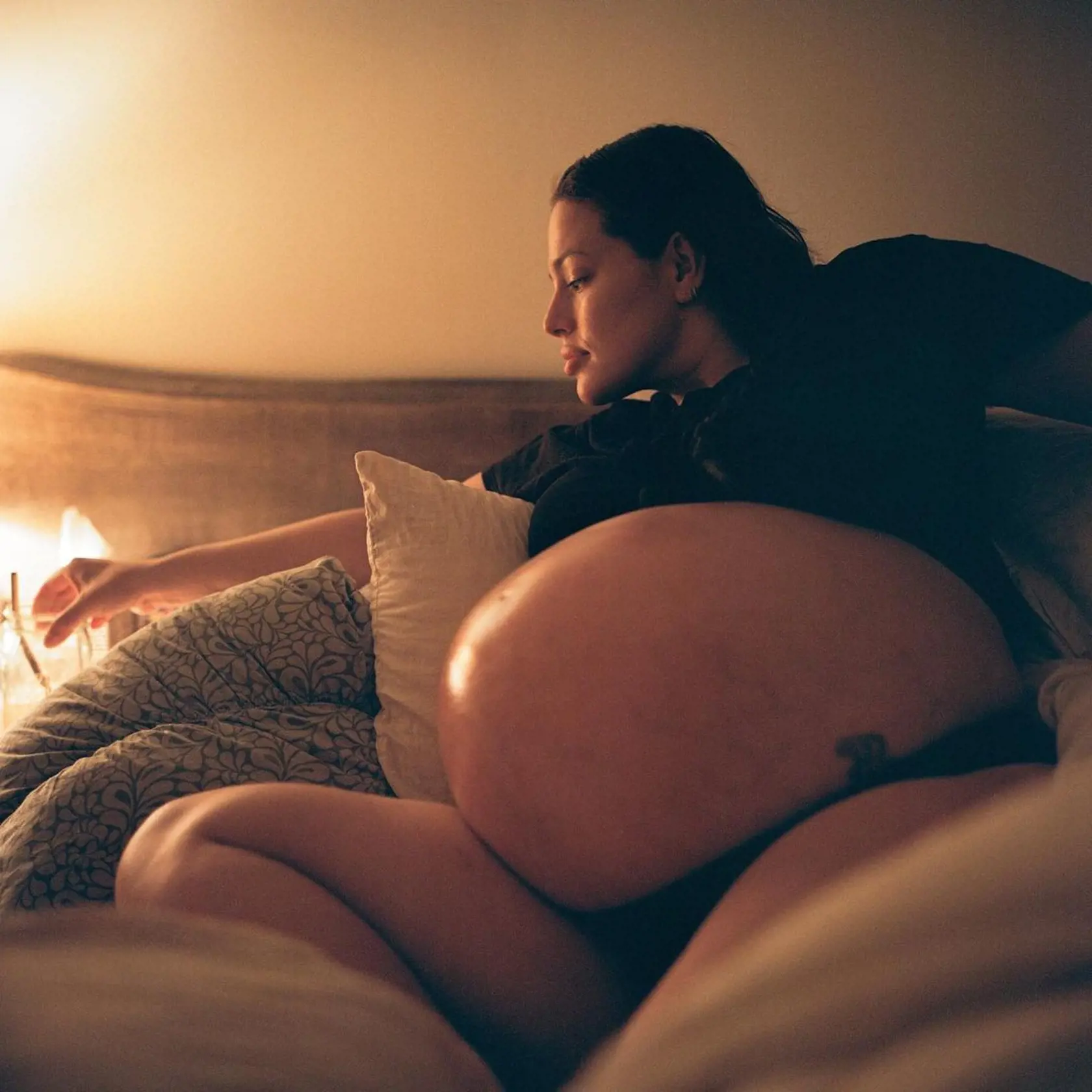 Ashley Graham v 40. týždni tehotenstva