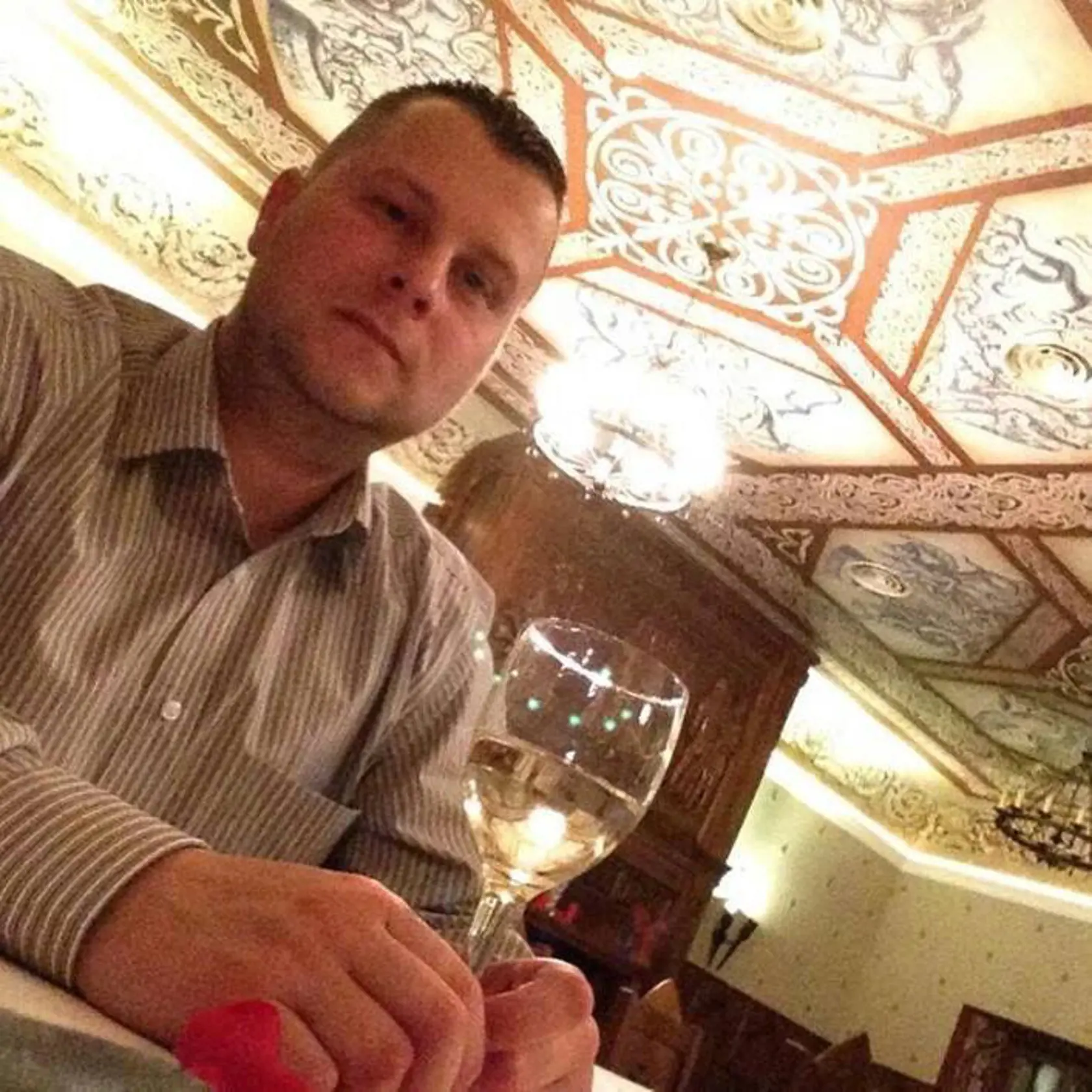 Tibor zomrel so svojim otcom v aute do ktorého cez dve plné čiary napálilo Porsche miestneho podnikateľa.