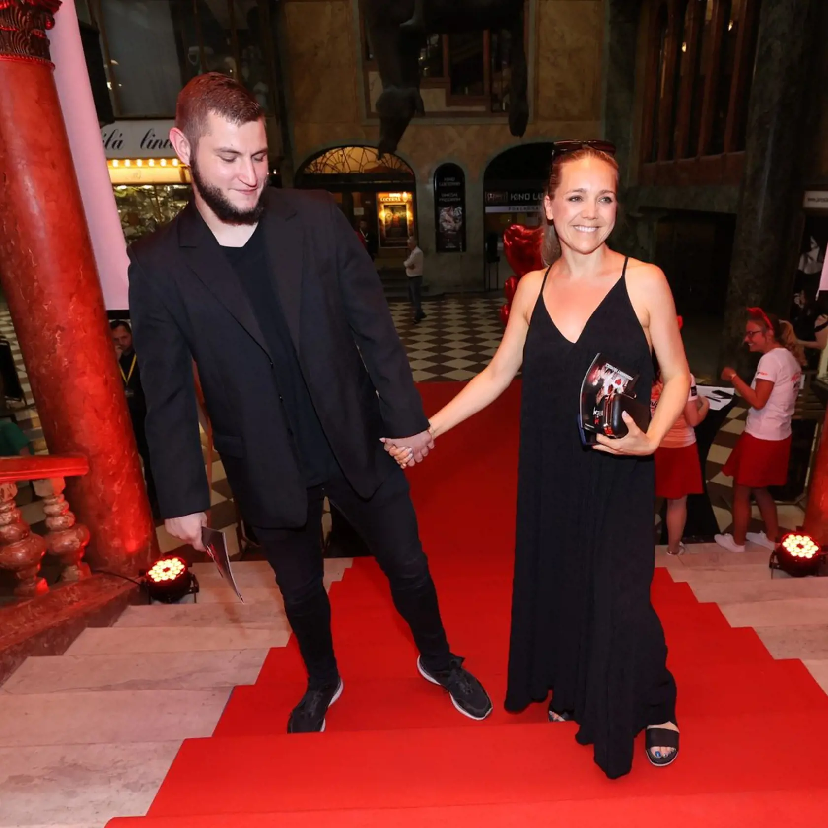 Lucie Vondráčková s priateľom Zdeňkom na predpremiére novej českej komédie.