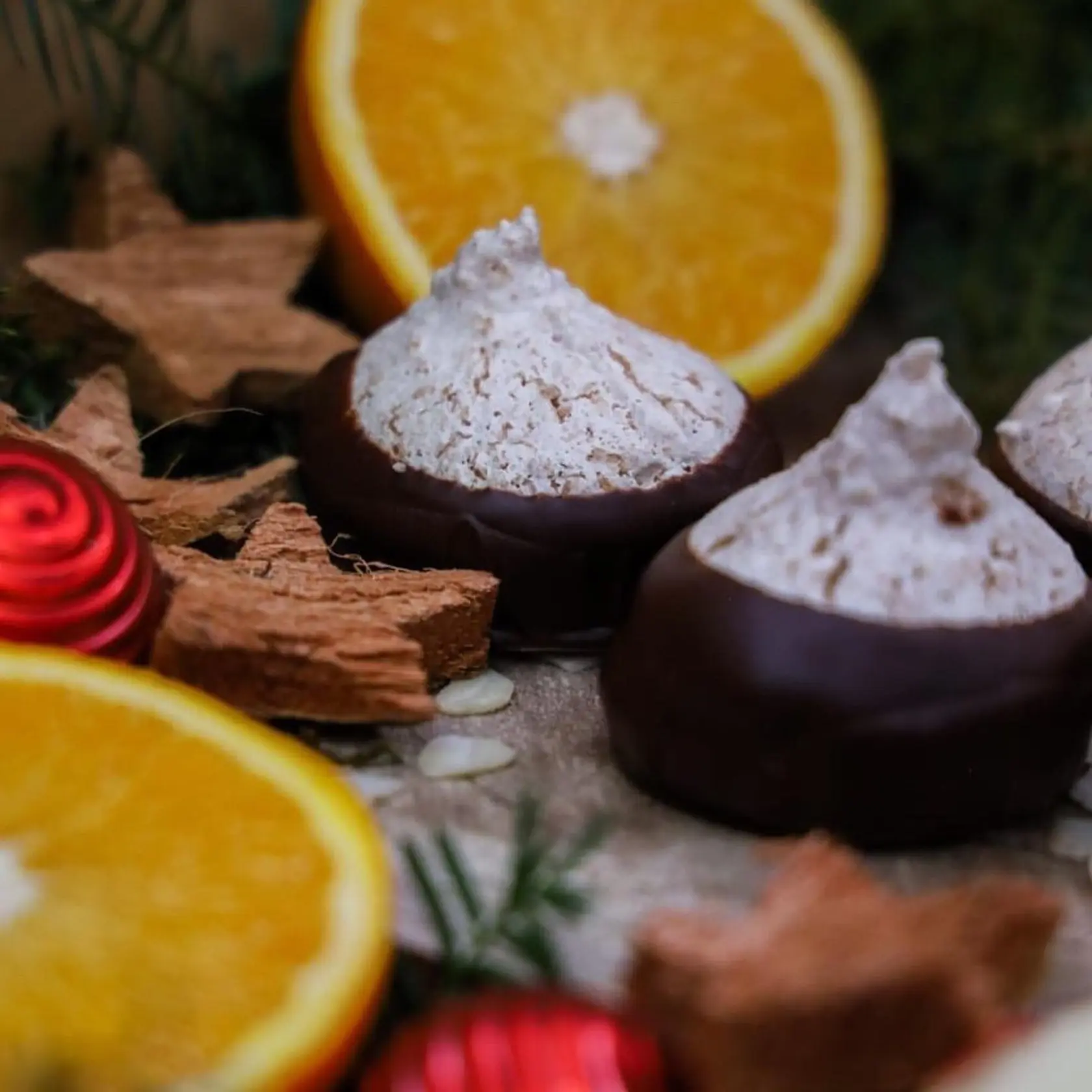 Tieto vianočné koláčiky bez lepku a laktózy si Viki zadovážila od šikovnej cukrárky, ktorej spravila reklamu na Instagrame.