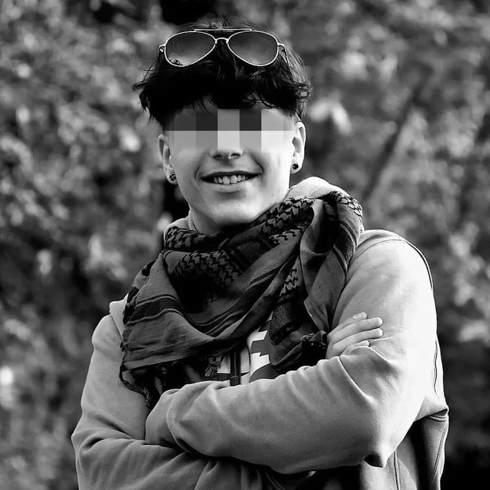 Roman († 15) neprežil pád zo strechy školy v Parchovanoch.