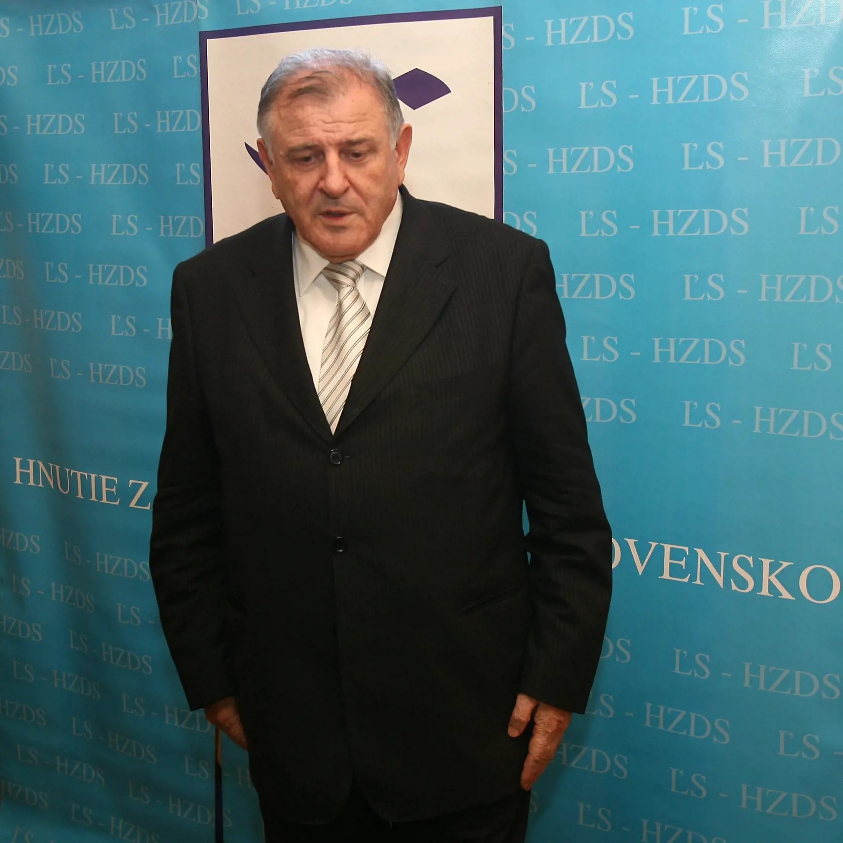 Z archívu: Vladimnír Mečiar počas tlačovky HZDS.