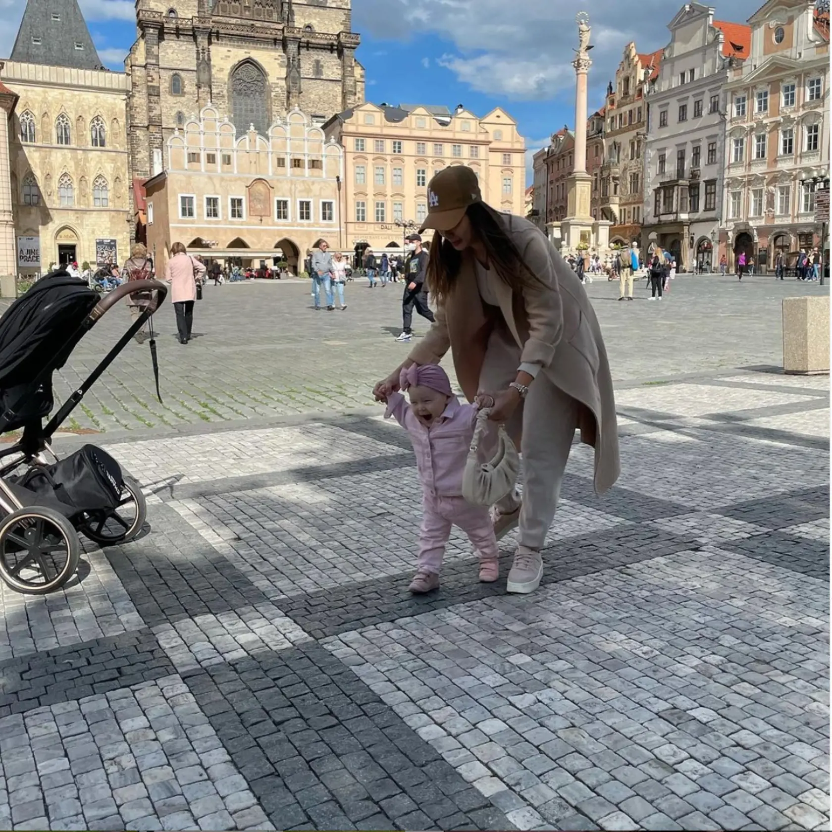 Monika obliekla svoju Ruminku to rozkošného outfitu