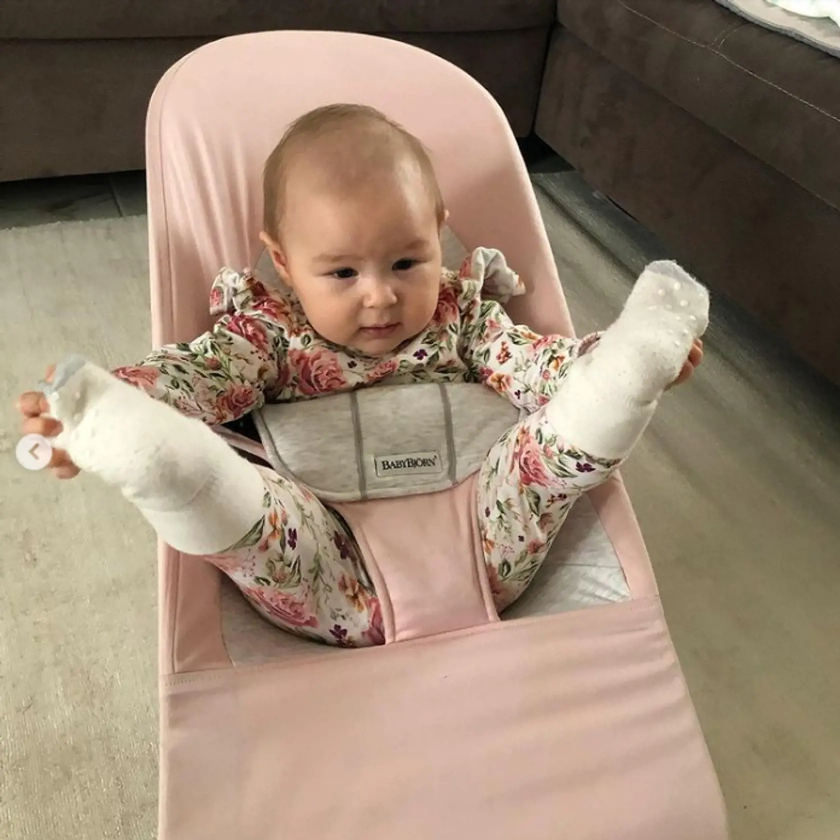 Bude z dcérky Moniky Bagárovej gymnastka? Pozrite sa na tieto rozkošné pózy!