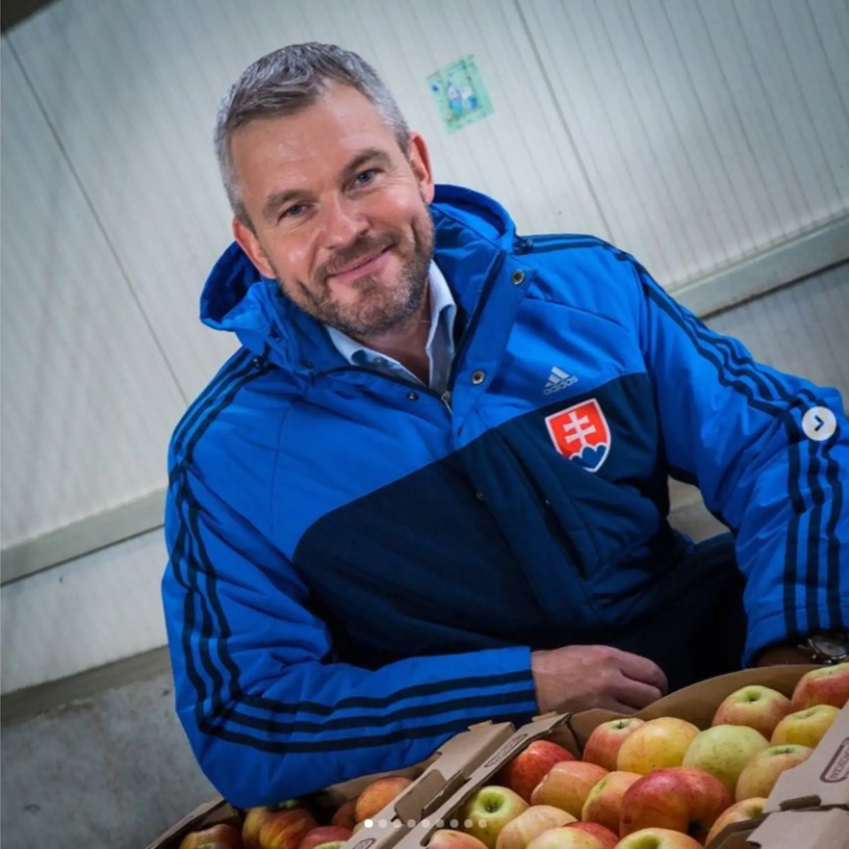 Peter Pellegrini zásobuje sociálne siete svojimi feši fotkami,