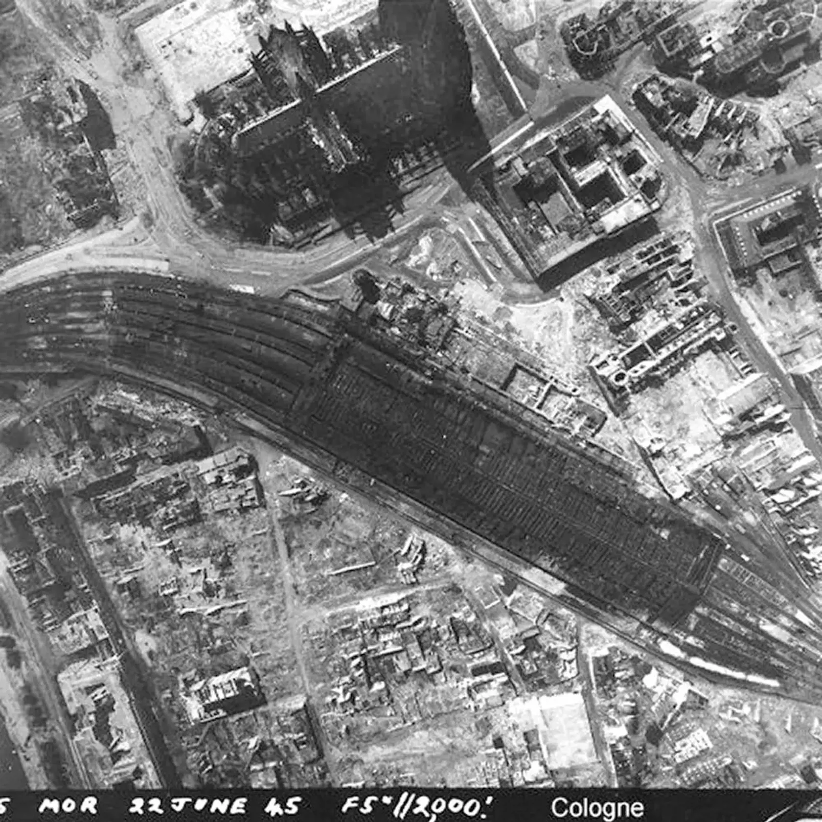 Kolínsky dóm prežil bombardovanie mesta.