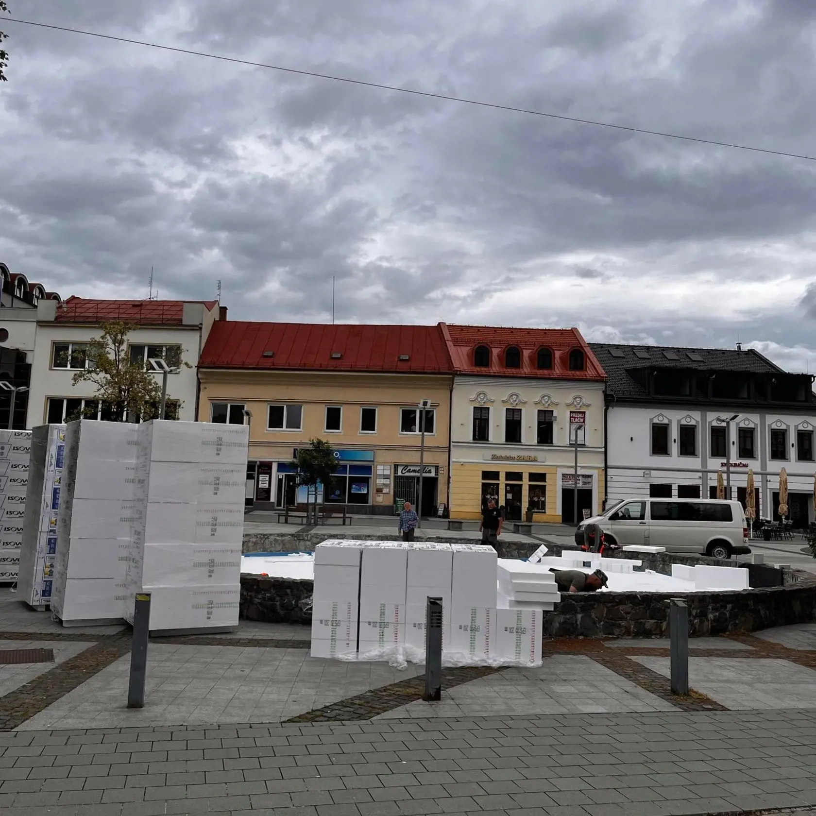 Fontánu pred časom zasypali.