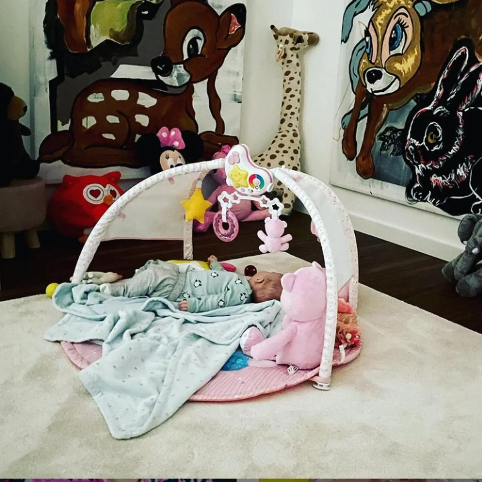 Monika Beňová žije s dcérkou vo svojom dome v Bratislave.