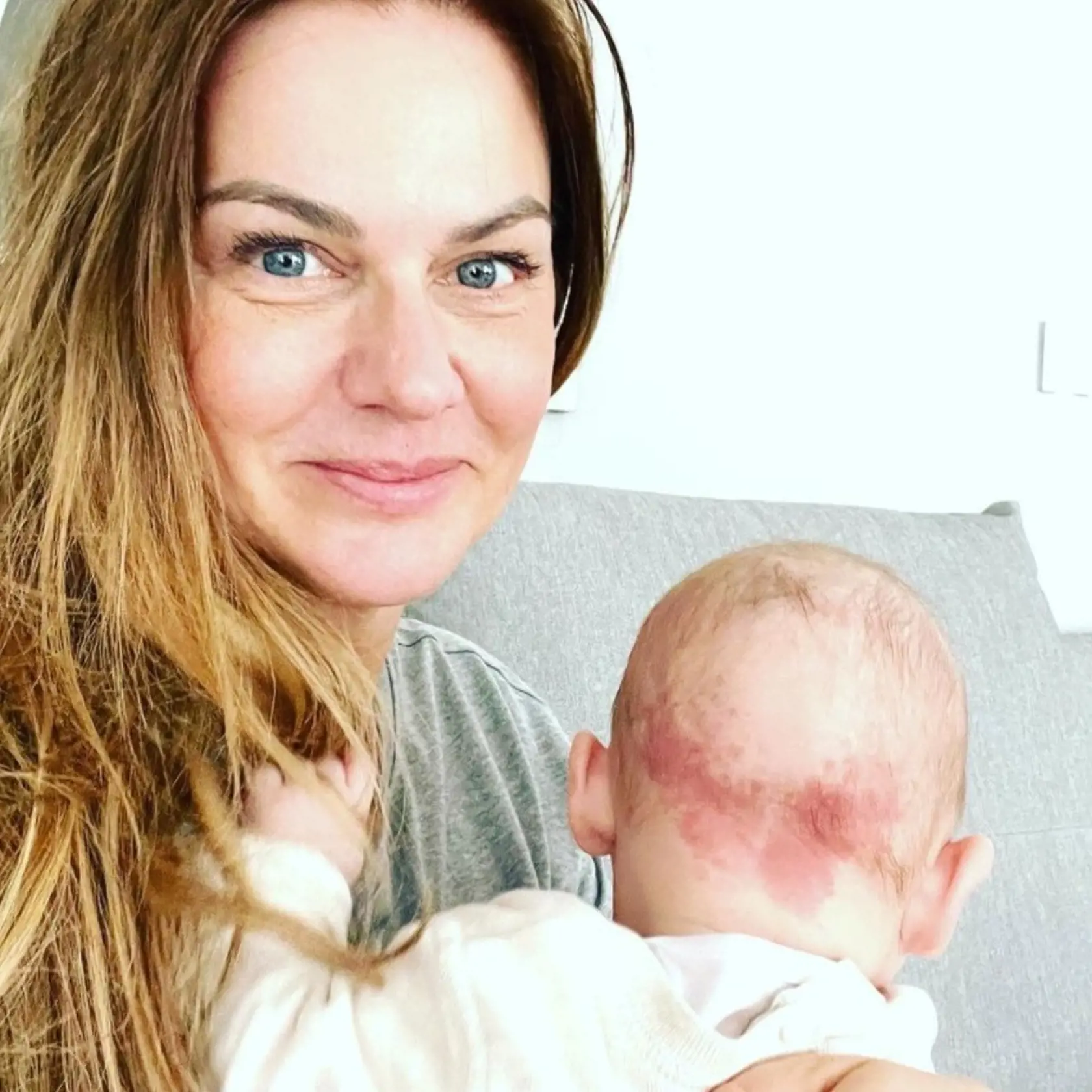 Monika Beňová žije s dcérkou vo svojom dome v Bratislave.