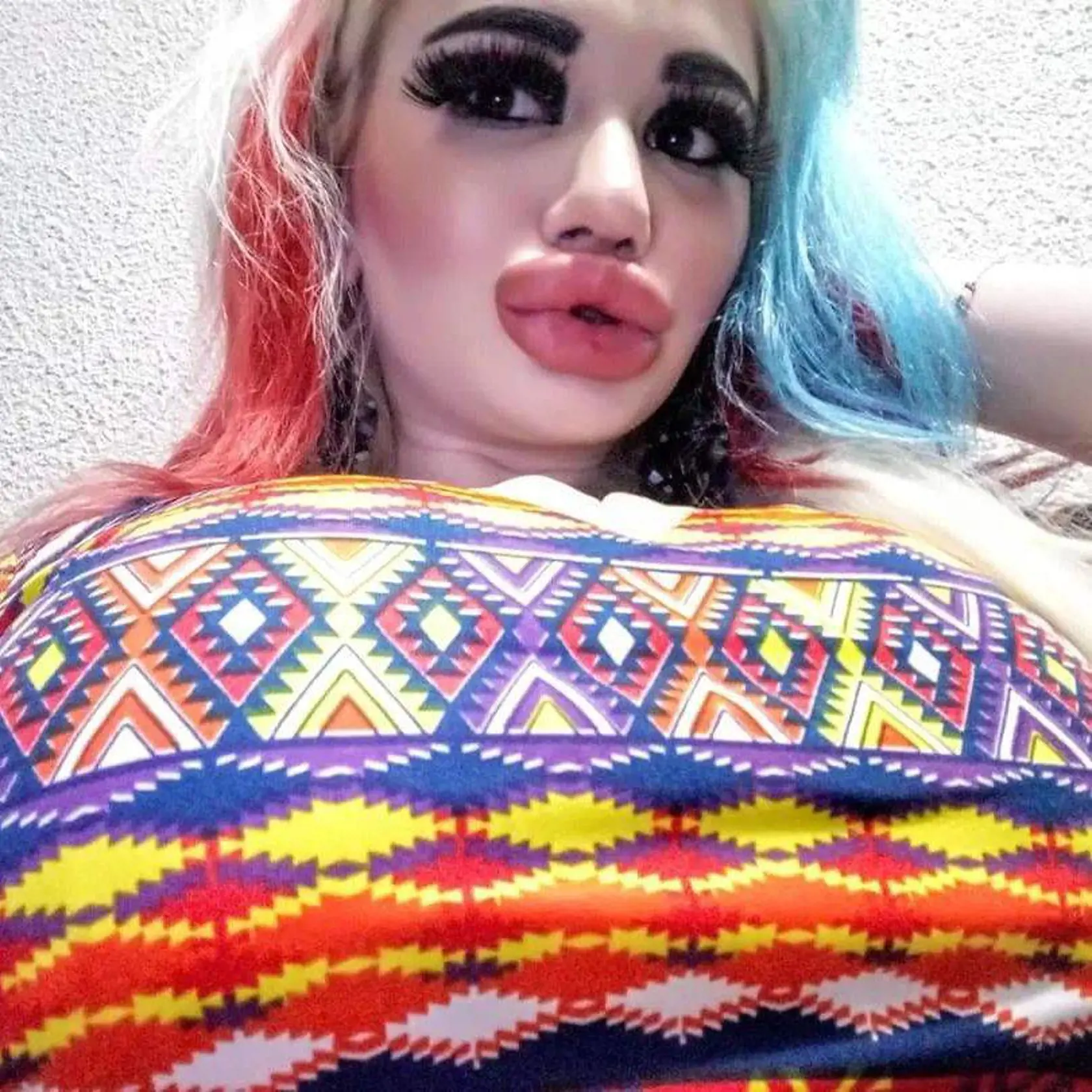 Andrea Ivanova a jej obrie ústa