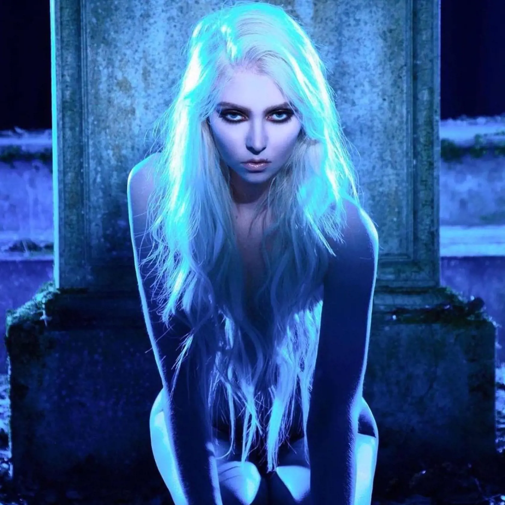 taylor momsen