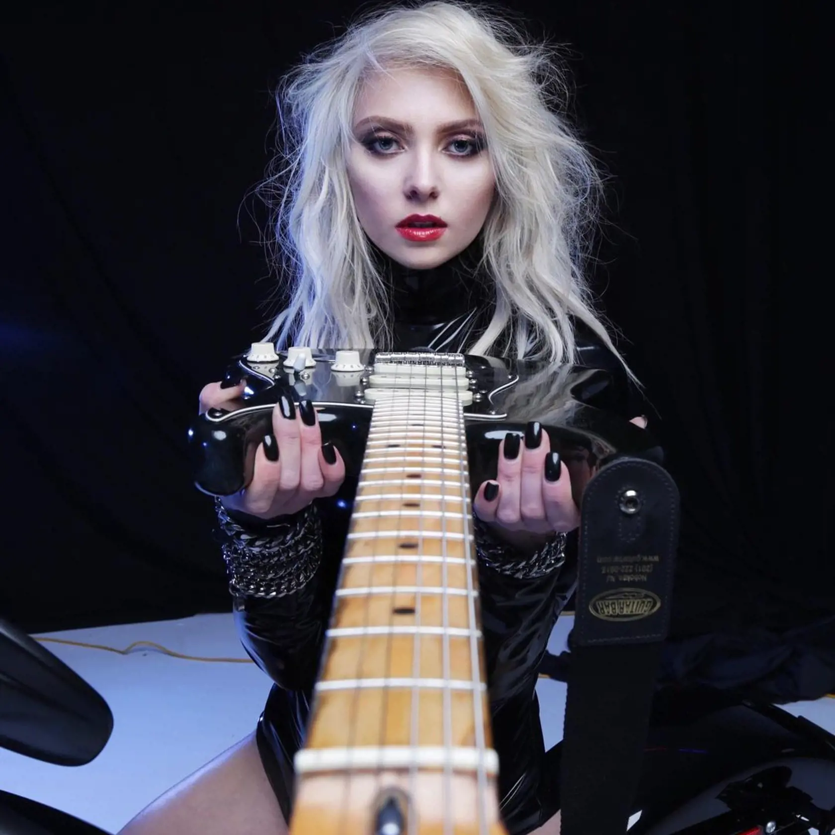 taylor momsen