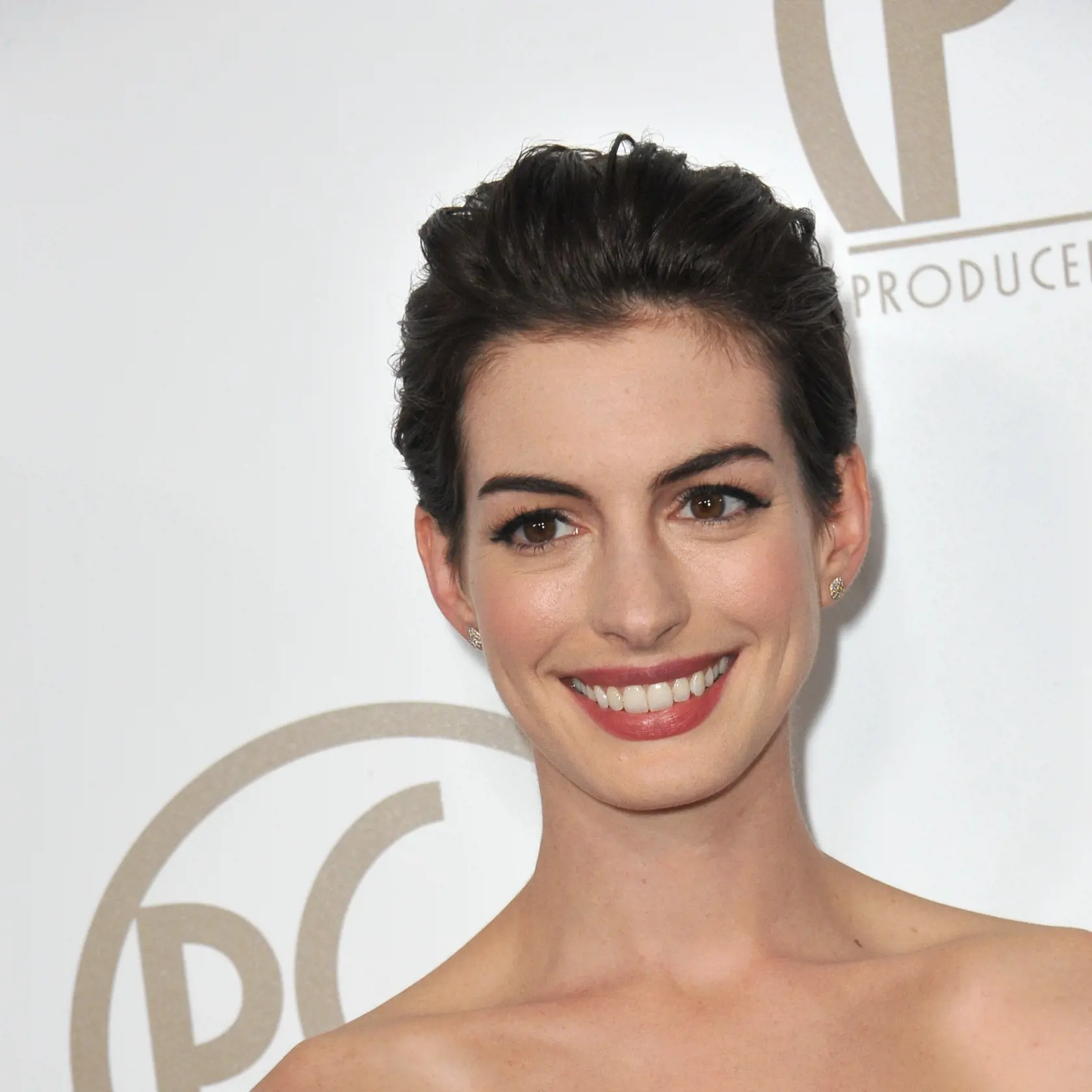 Anne Hathaway