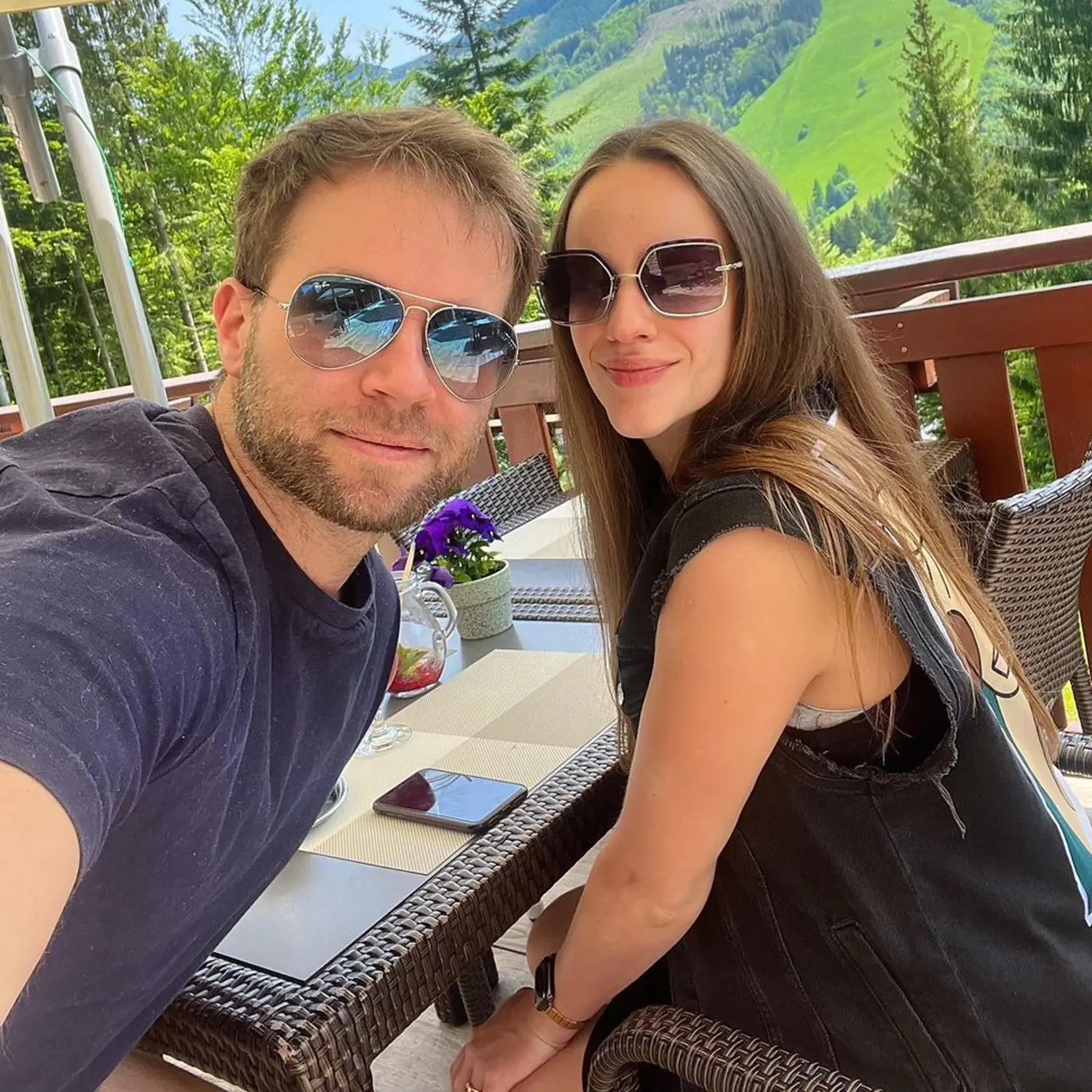Manželia Tomáš a Ivana Bezdedovci