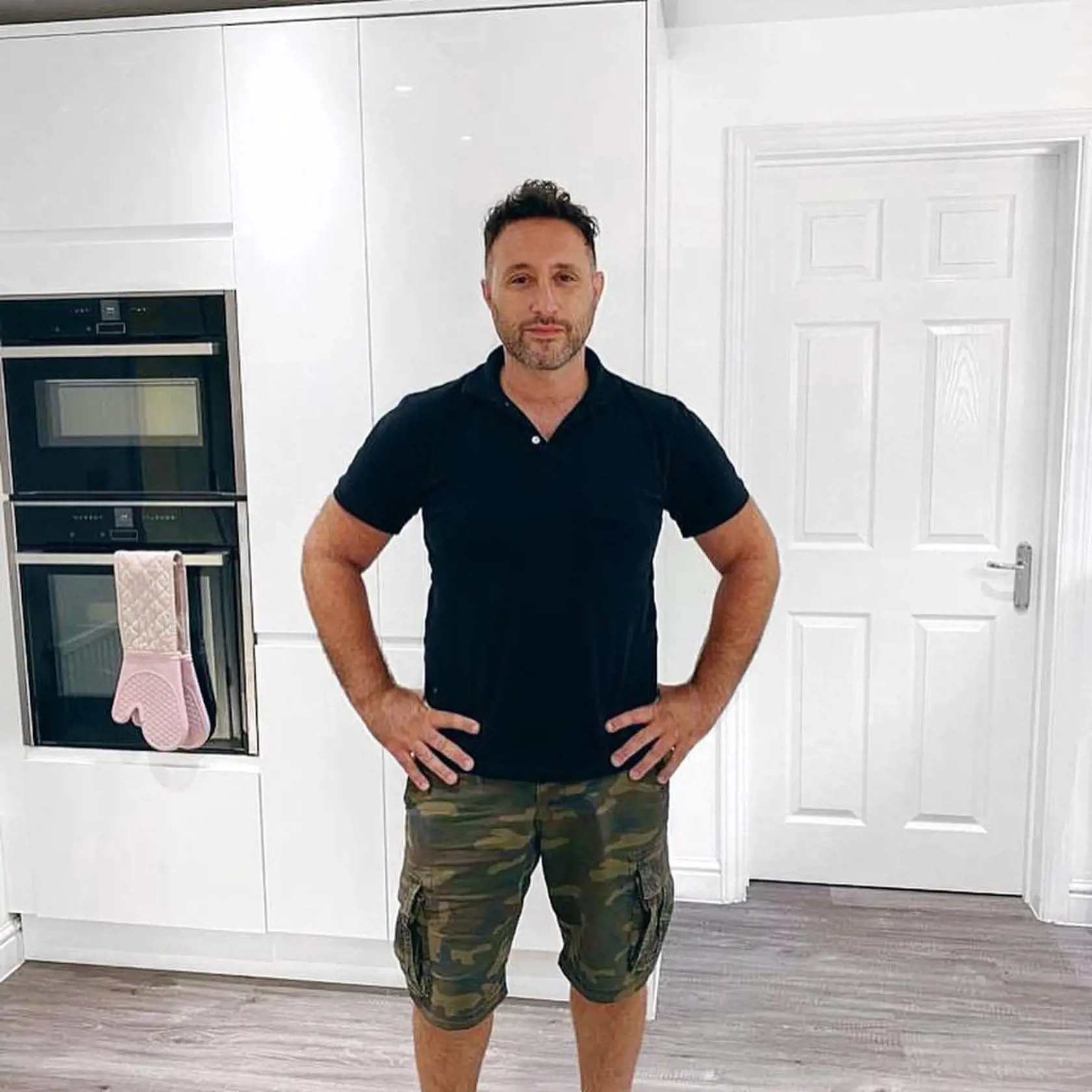 Antony Costa z kapely Blue mal kilá navyše. Rozhodol sa schudnúť a svoju premenu dokumentuje aj fanúšikom.