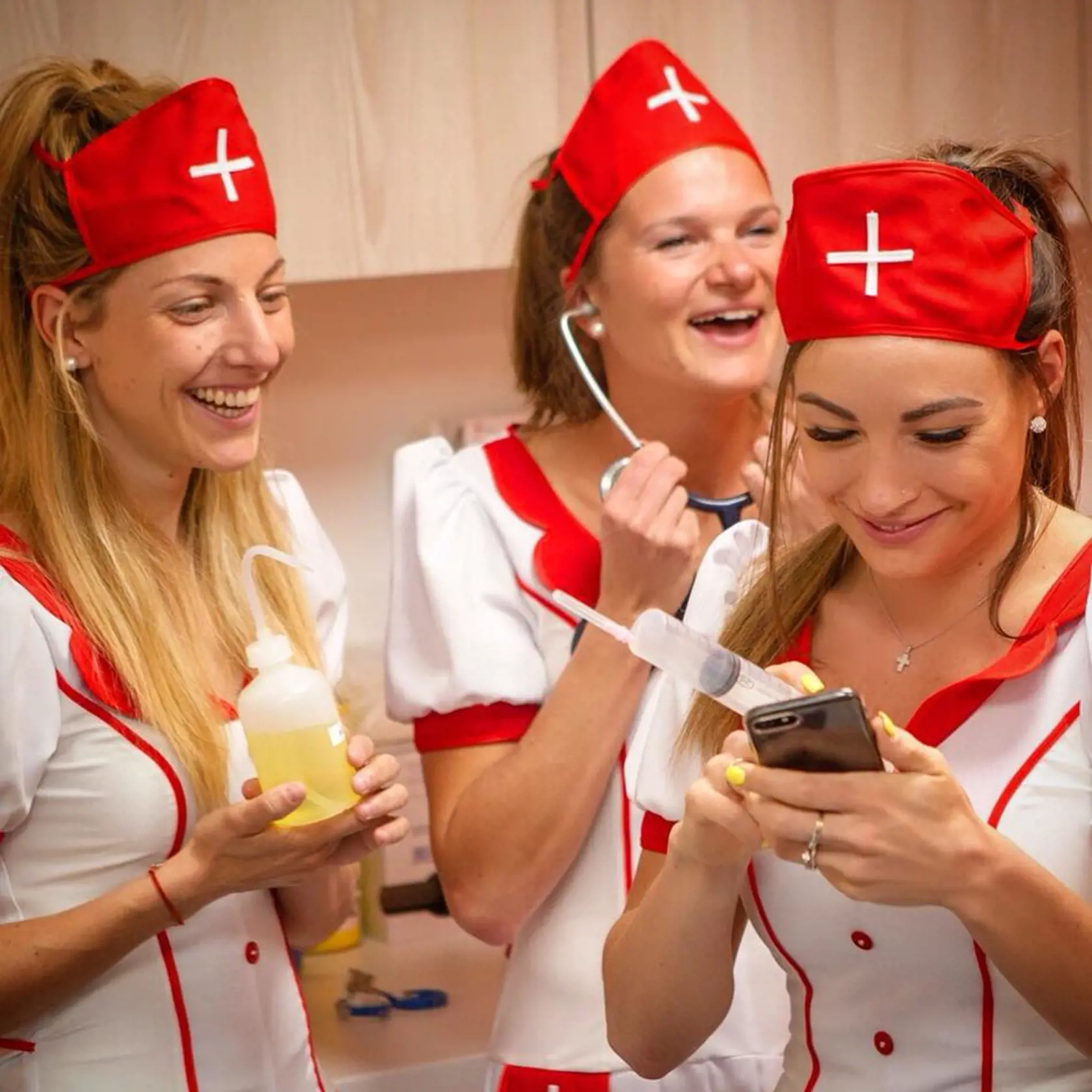 Wiererová ako zdravotná sestra šokovala fanúšikov.