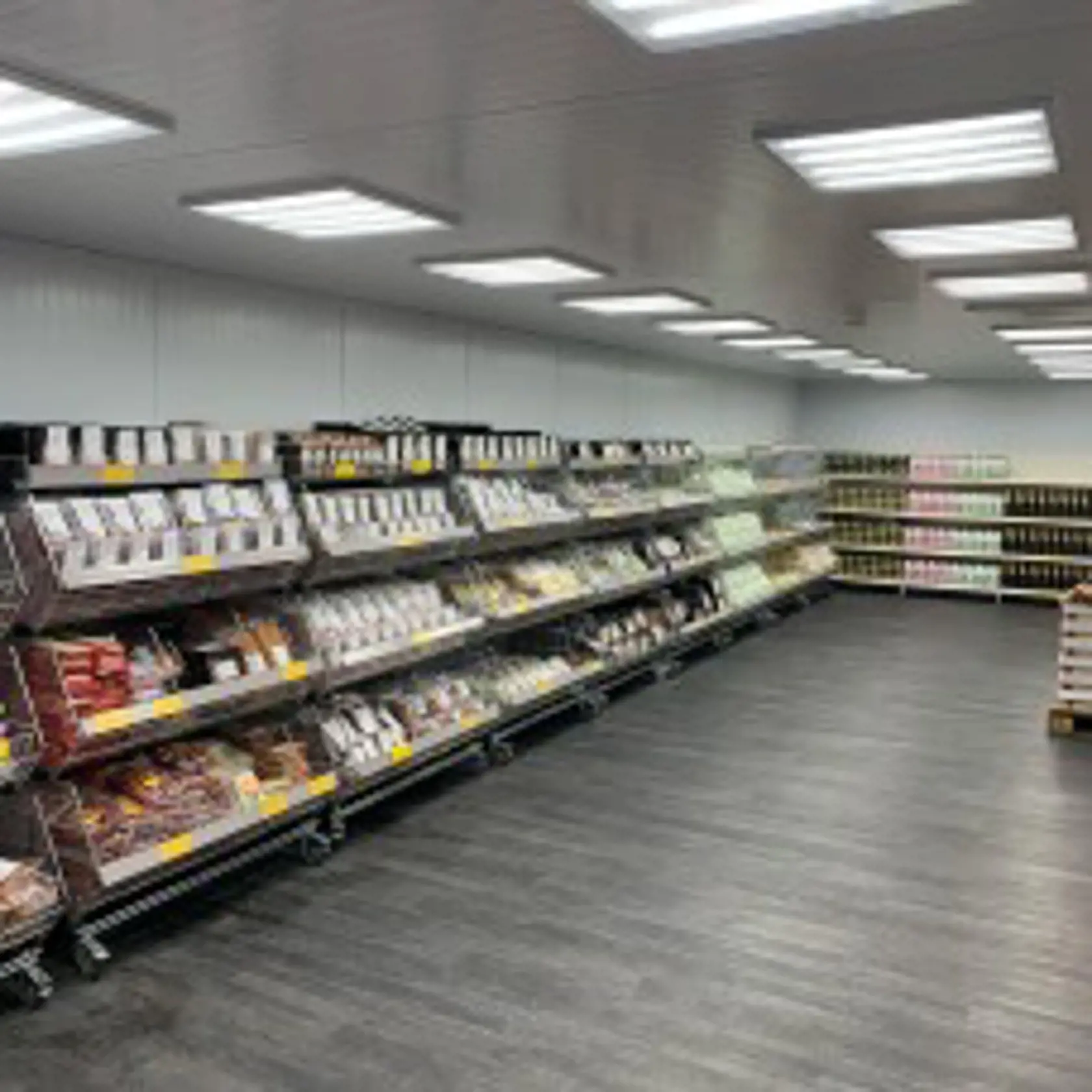 https://mere-discounter.com/