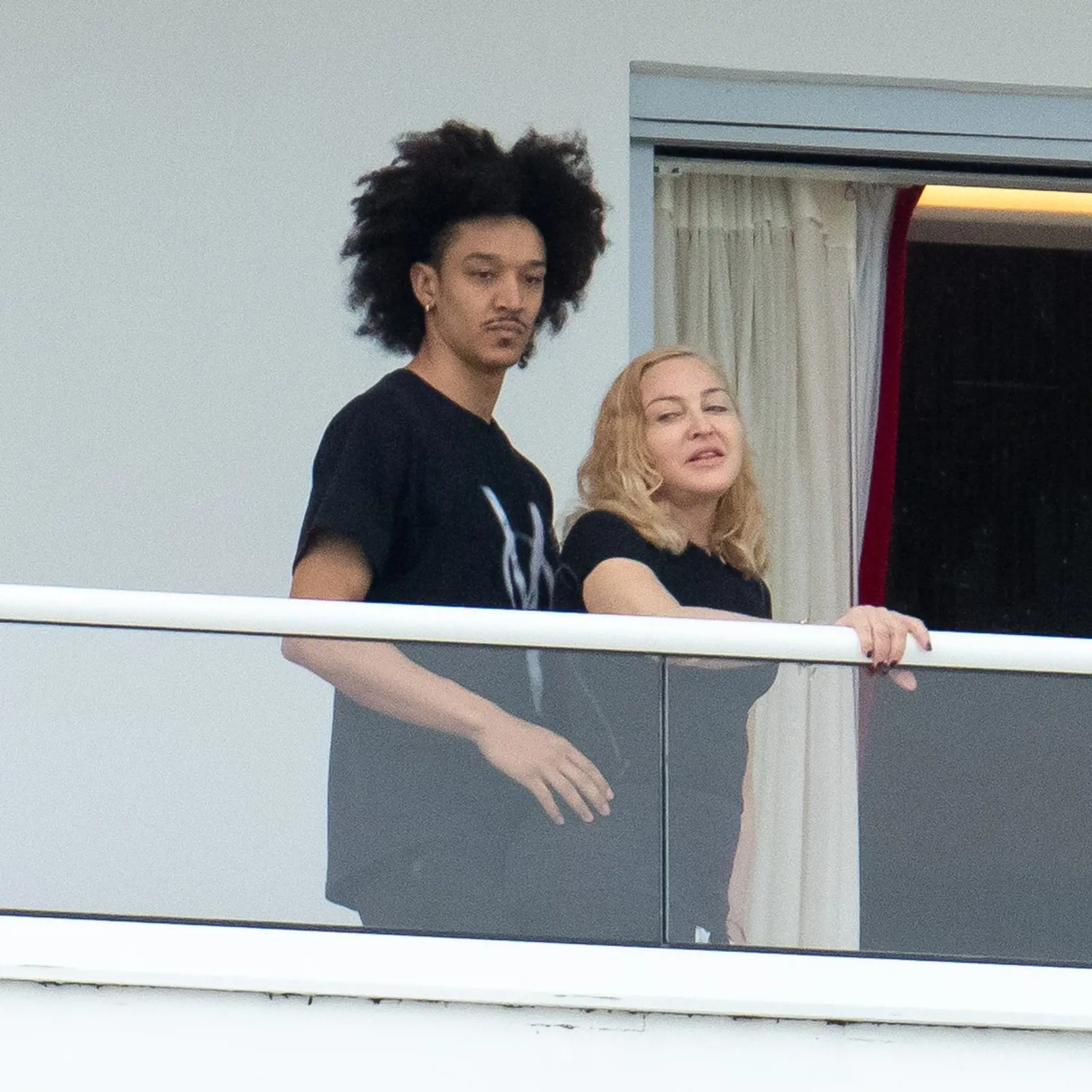 Madonna a jej nový milenec Ahlamalik Williams.