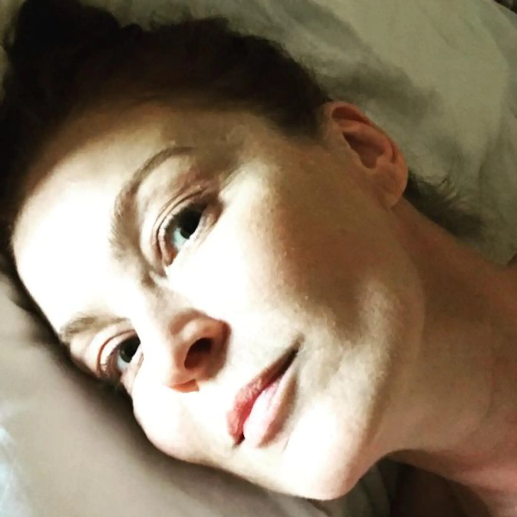 December 2023: Fotka ktorú zverejnila Eňa Podzámska na Instagrame. Ide o prvý záber, odkedy bola hospitalizovaná na psychiatrii.