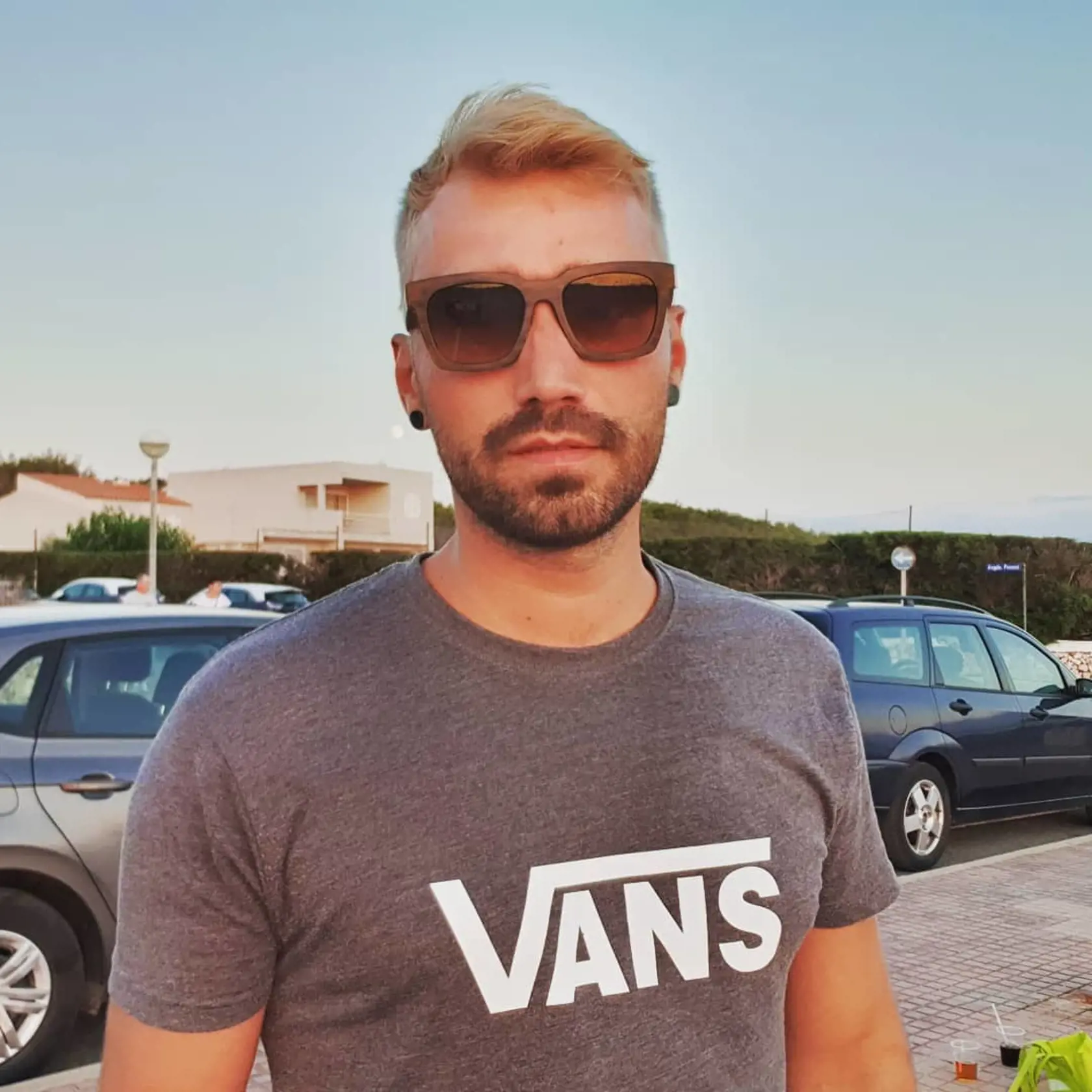 Zašo Hubáček pribral a celkovo zmenil svoj imidž.