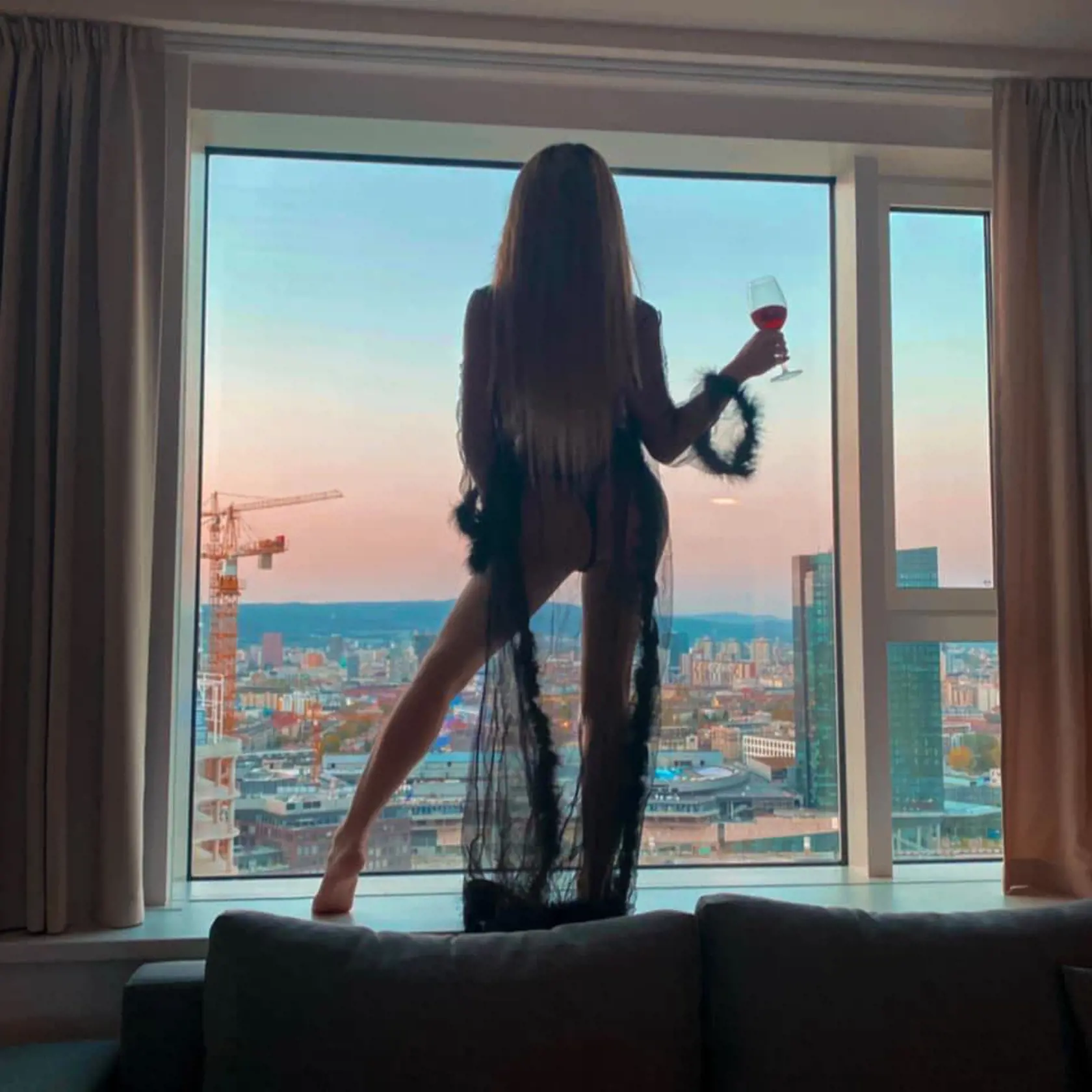 Modelka Paris Nemc.